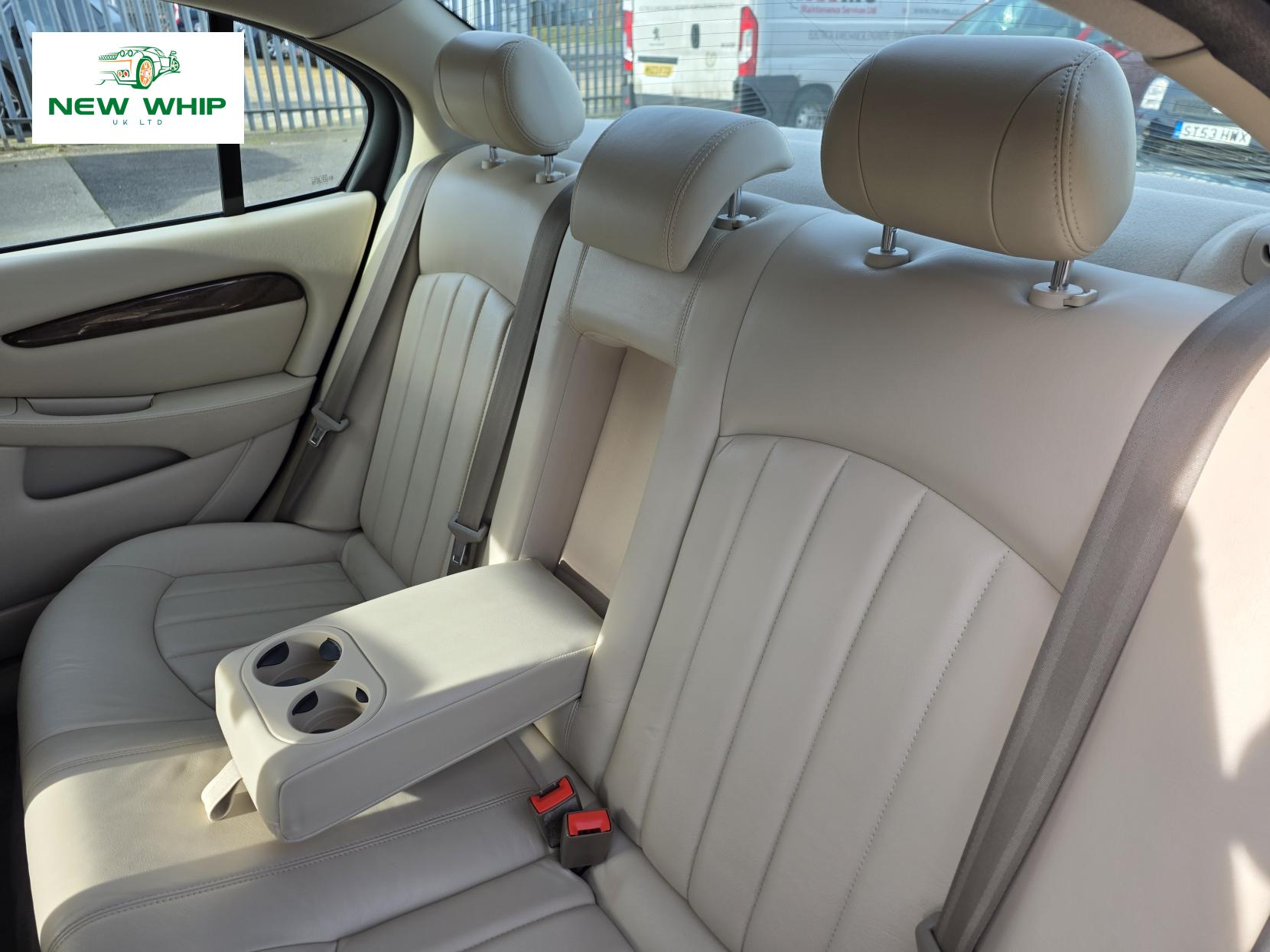 Jaguar X-Type 2.1 V6 SE Saloon 4dr Petrol Automatic (239 g/km, 157 bhp)