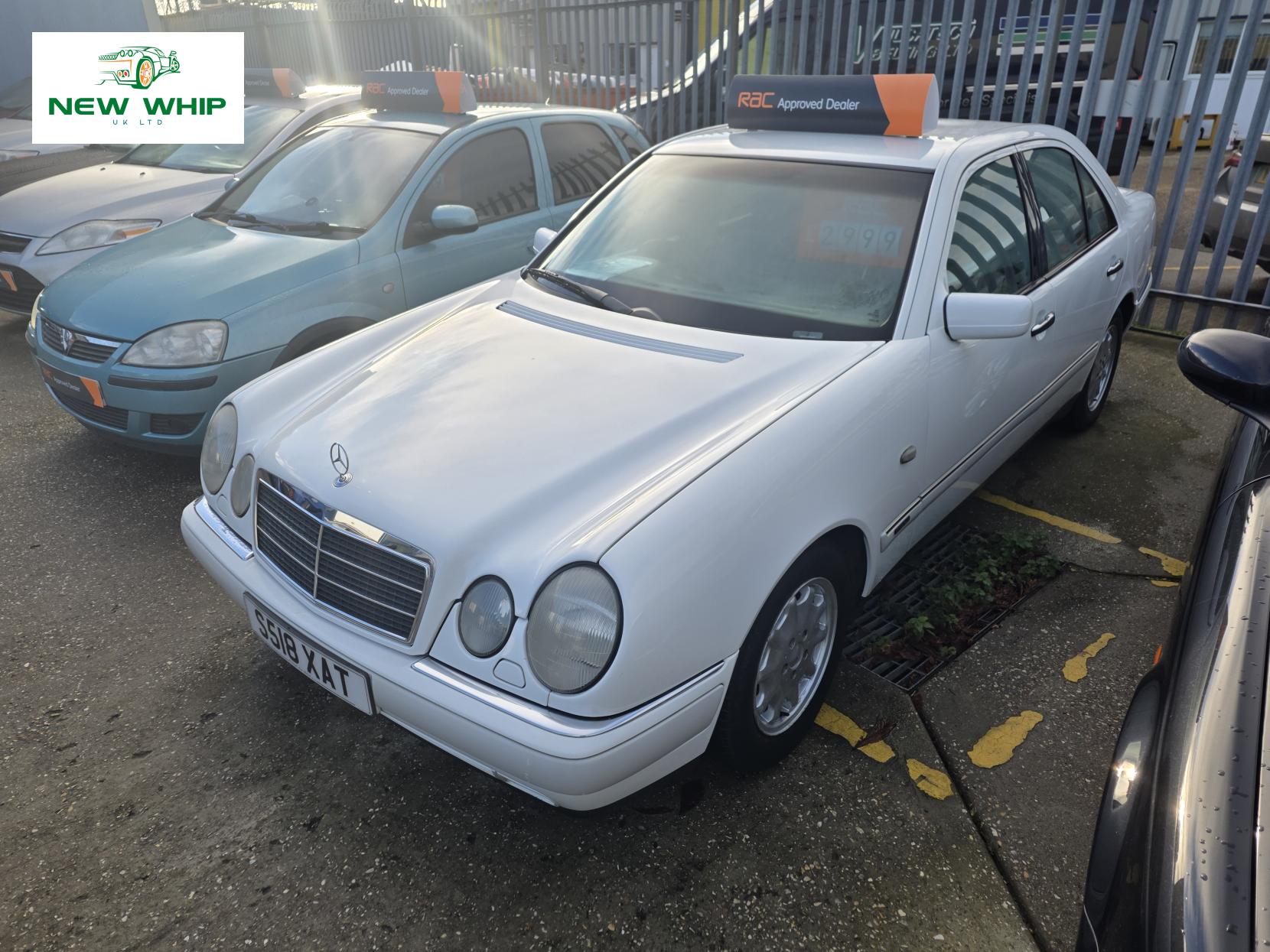 Mercedes-Benz E Class 2.0 E200 Elegance Saloon 4dr Petrol Automatic (228 g/km, 134 bhp)