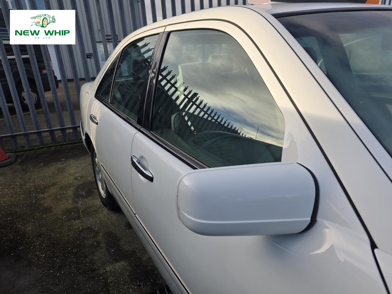 Mercedes-Benz E Class 2.0 E200 Elegance Saloon 4dr Petrol Automatic (228 g/km, 134 bhp)