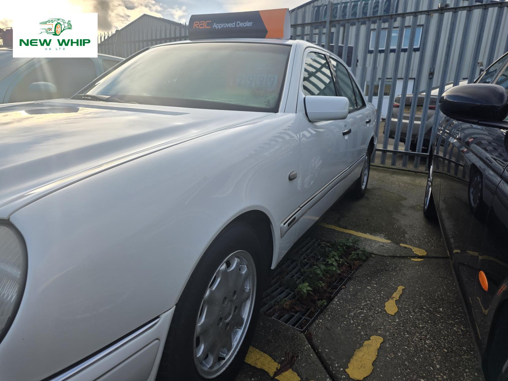 Mercedes-Benz E Class 2.0 E200 Elegance Saloon 4dr Petrol Automatic (228 g/km, 134 bhp)