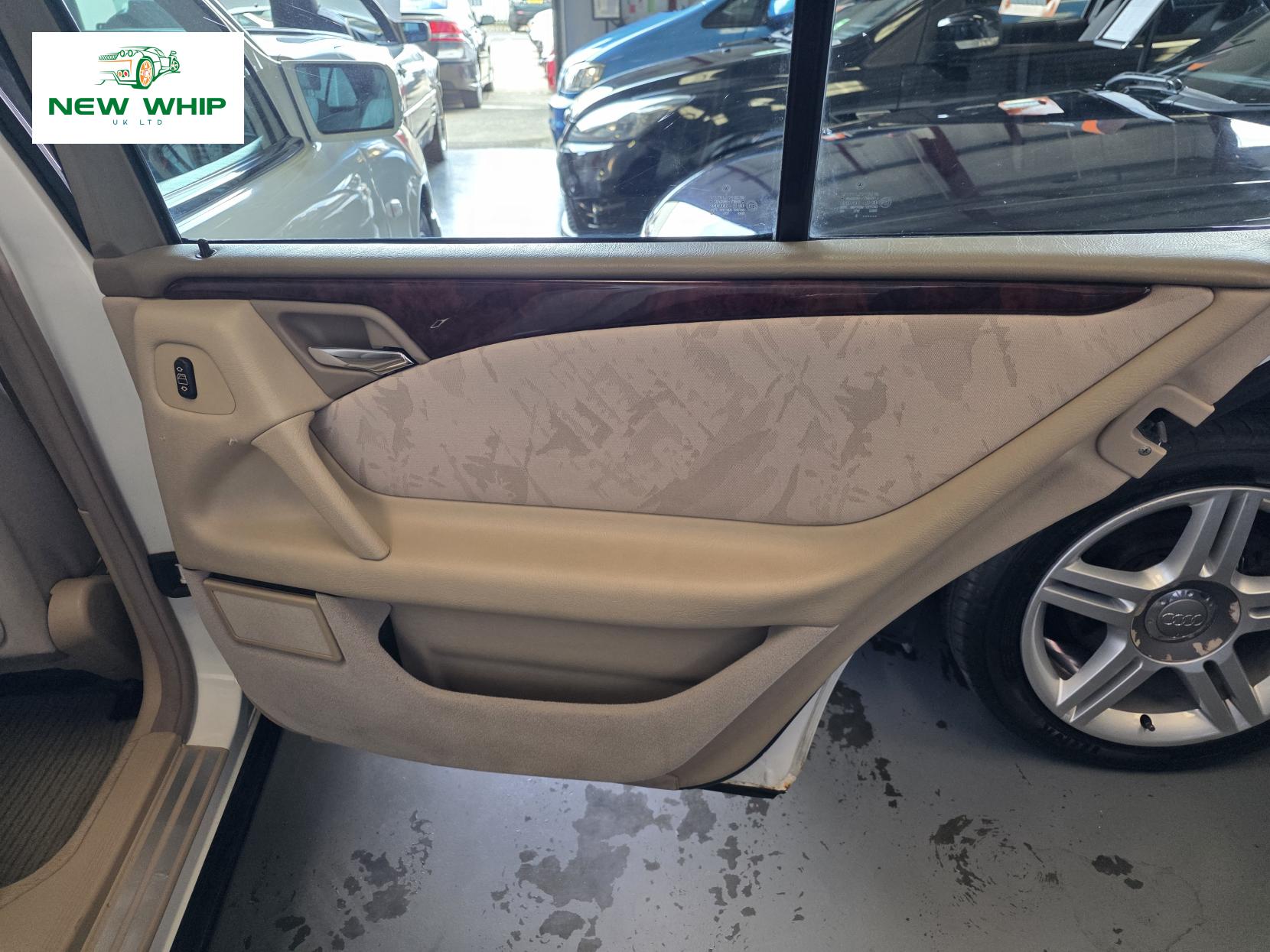 Mercedes-Benz E Class 2.0 E200 Elegance Saloon 4dr Petrol Automatic (228 g/km, 134 bhp)