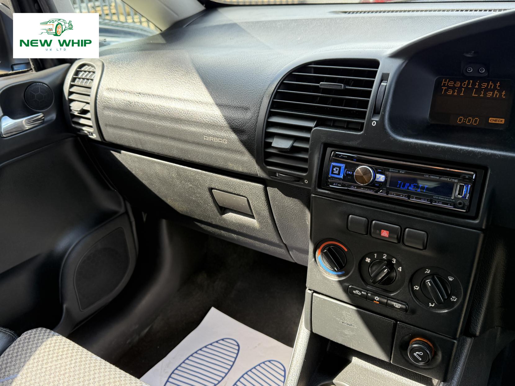 Vauxhall Zafira 2.0i Turbo 16v GSi MPV 5dr Petrol Manual (243 g/km, 187 bhp)