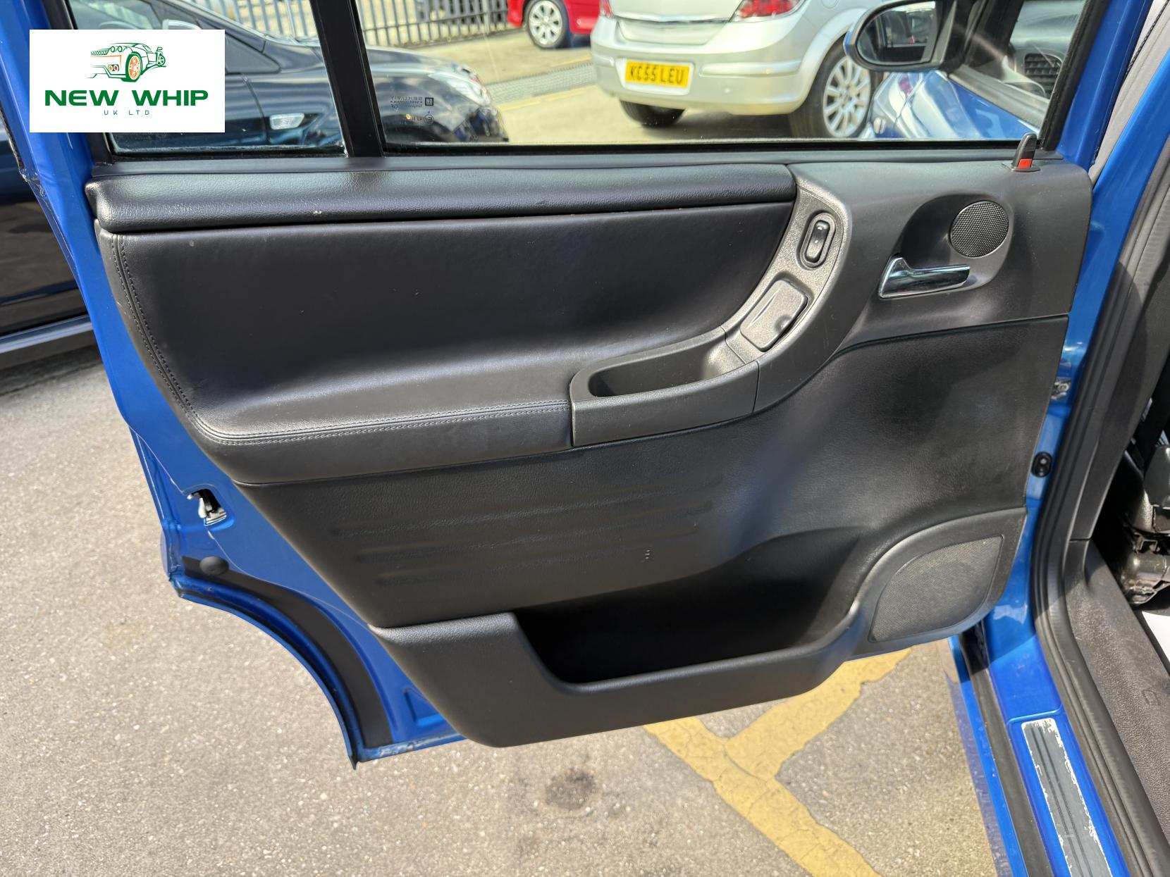 Vauxhall Zafira 2.0i Turbo 16v GSi MPV 5dr Petrol Manual (243 g/km, 187 bhp)