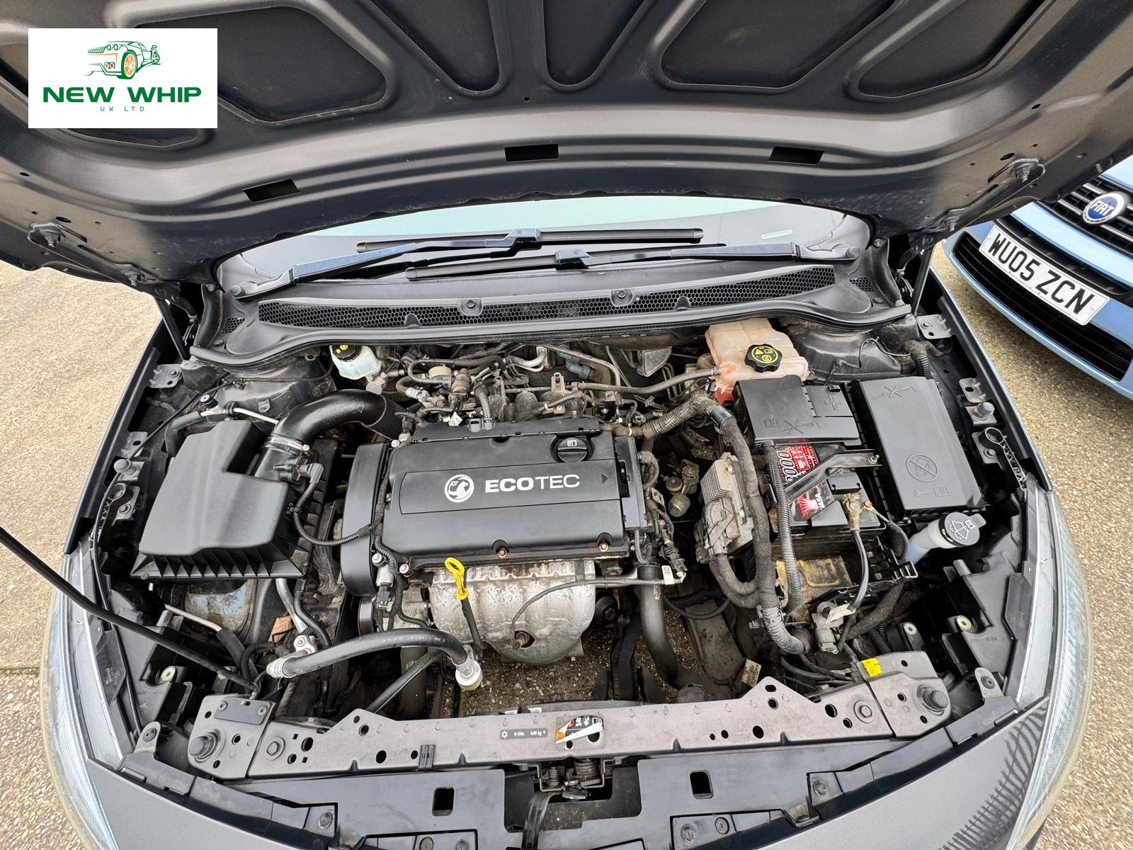 Vauxhall Astra 1.6 16v SRi Hatchback 5dr Petrol Manual Euro 5 (115 ps)