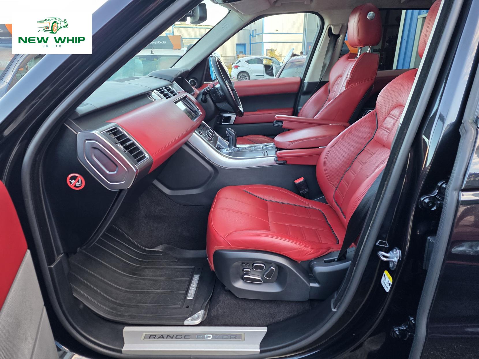 Land Rover Range Rover Sport 3.0 SD V6 Autobiography Dynamic SUV 5dr Diesel Auto 4WD Euro 5 (s/s) (292 ps)