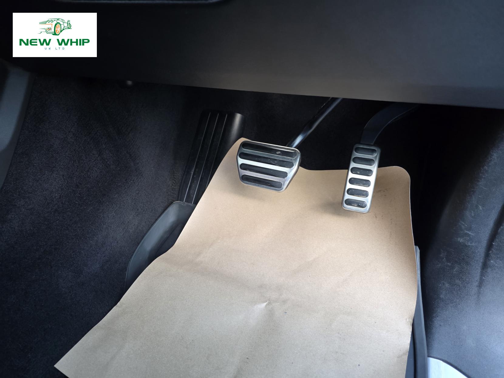 Land Rover Range Rover Sport 3.0 SD V6 Autobiography Dynamic SUV 5dr Diesel Auto 4WD Euro 5 (s/s) (292 ps)