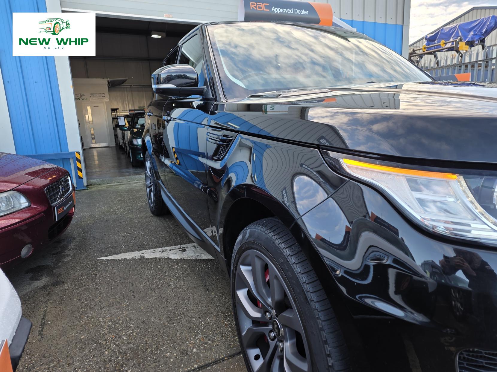 Land Rover Range Rover Sport 3.0 SD V6 Autobiography Dynamic SUV 5dr Diesel Auto 4WD Euro 5 (s/s) (292 ps)