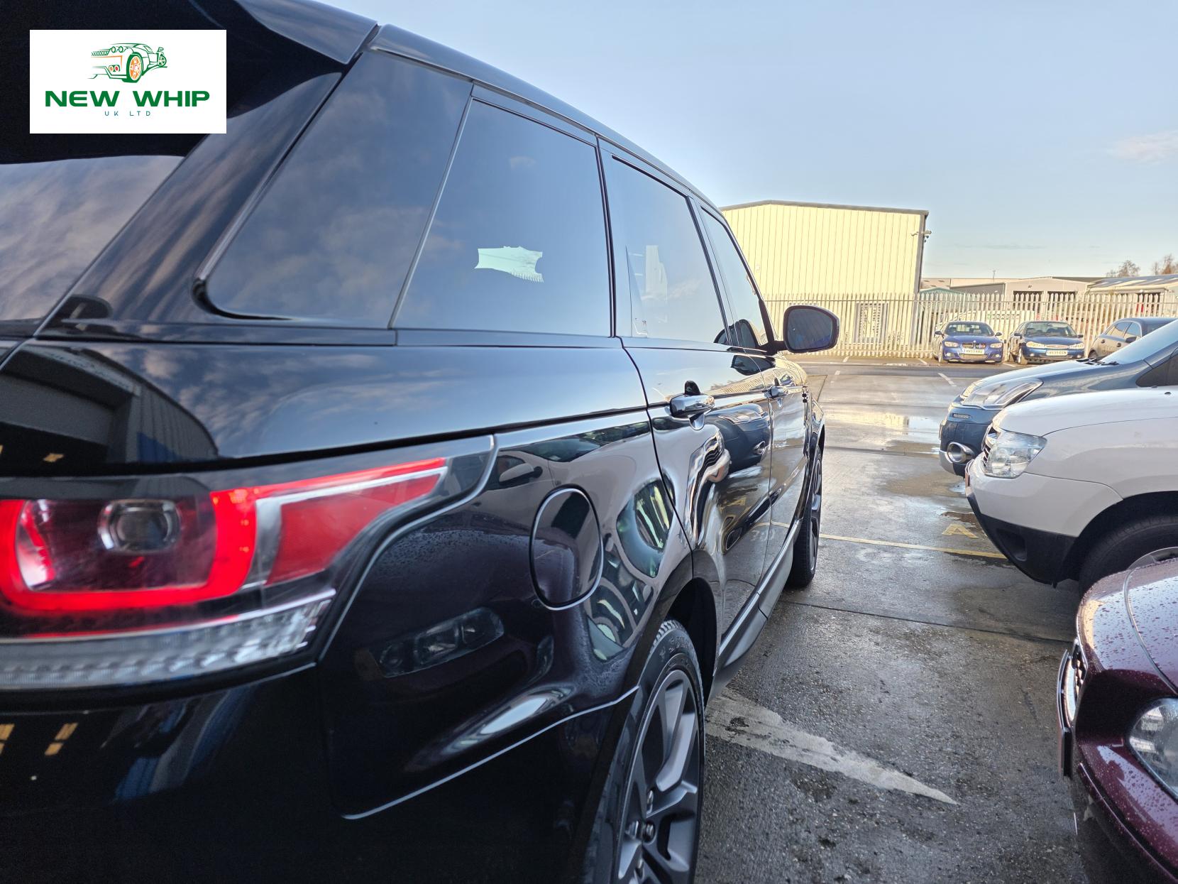Land Rover Range Rover Sport 3.0 SD V6 Autobiography Dynamic SUV 5dr Diesel Auto 4WD Euro 5 (s/s) (292 ps)