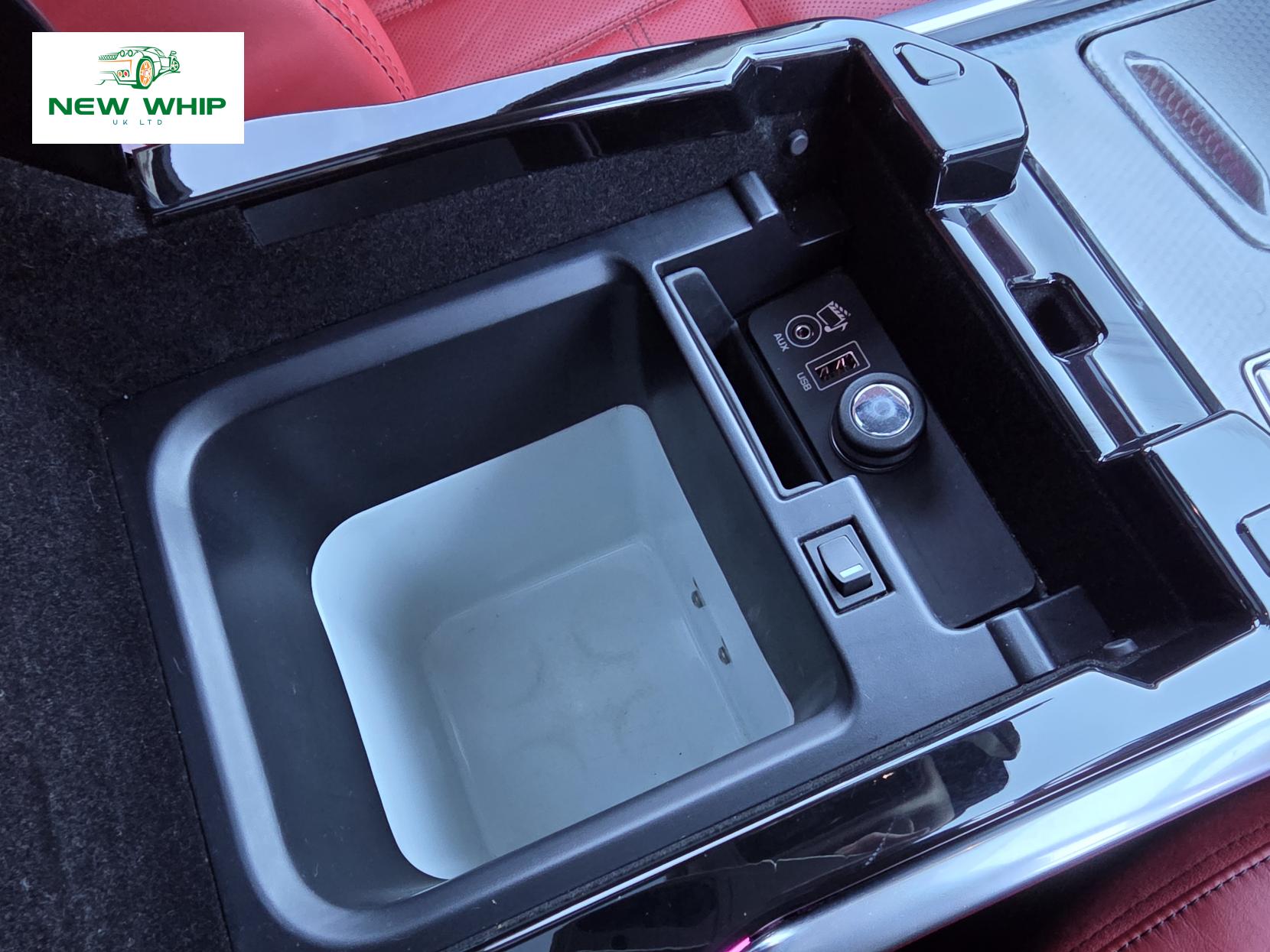 Land Rover Range Rover Sport 3.0 SD V6 Autobiography Dynamic SUV 5dr Diesel Auto 4WD Euro 5 (s/s) (292 ps)