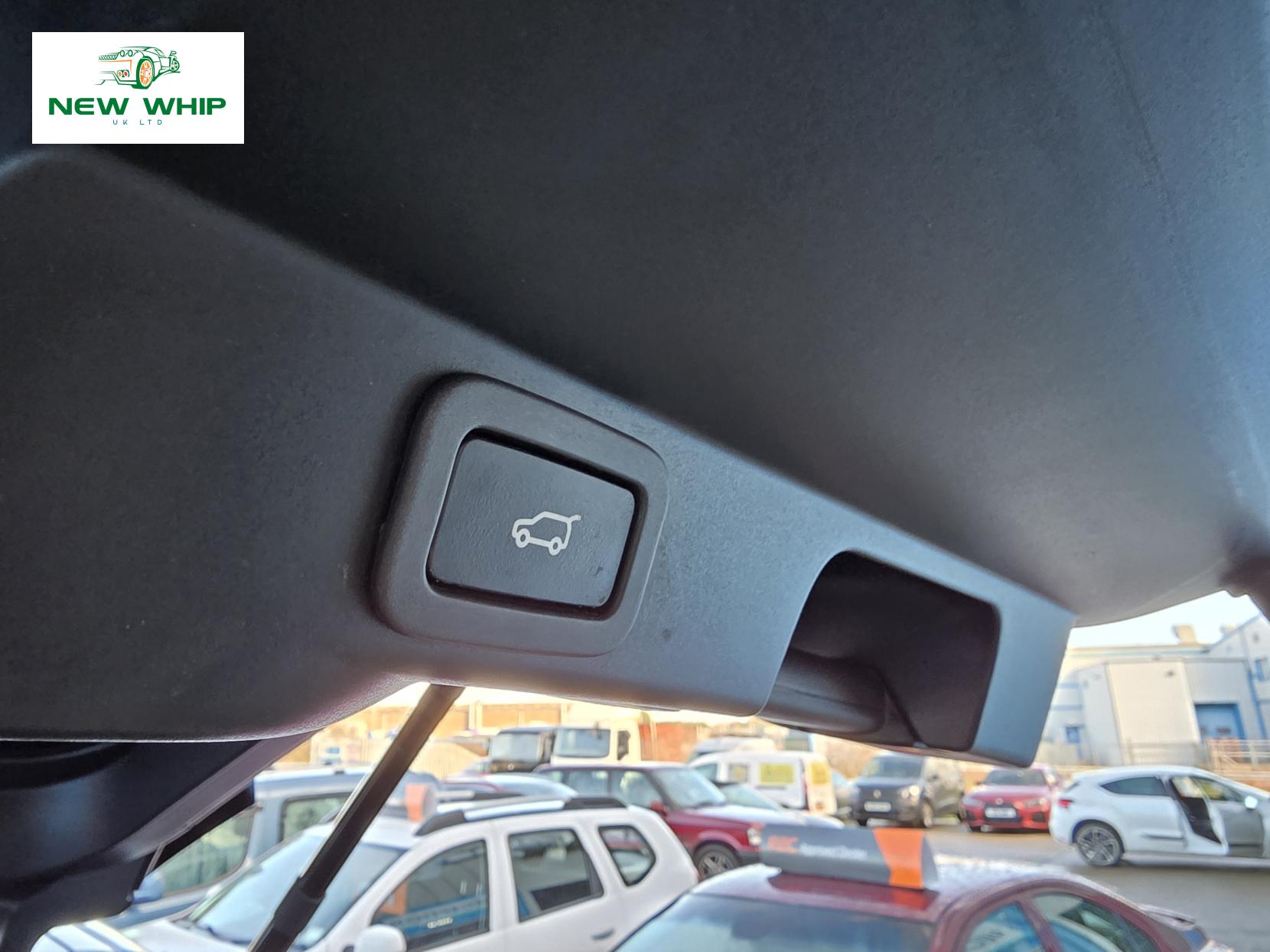 Land Rover Range Rover Sport 3.0 SD V6 Autobiography Dynamic SUV 5dr Diesel Auto 4WD Euro 5 (s/s) (292 ps)