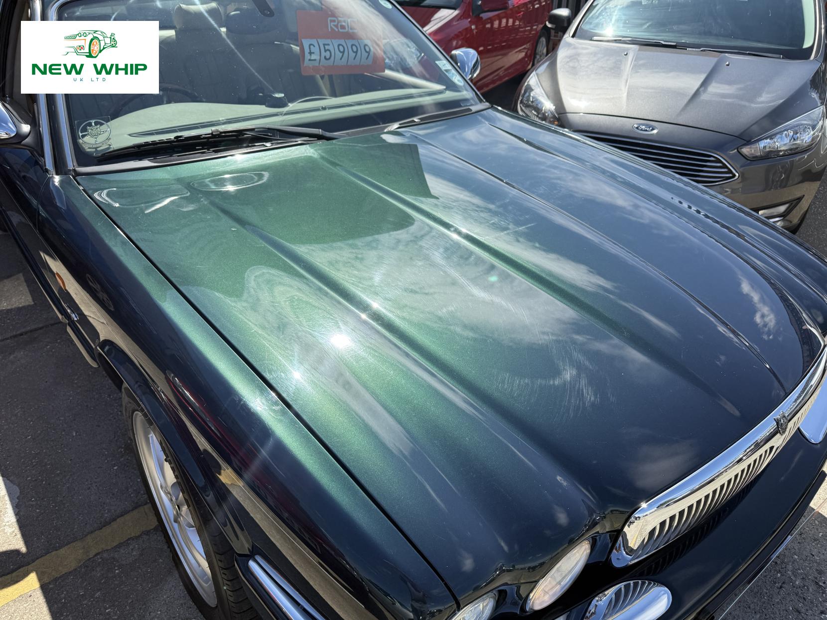 Jaguar XJ 3.2 XJ8 Executive Saloon 4dr Petrol Automatic (290 g/km, 240 bhp)