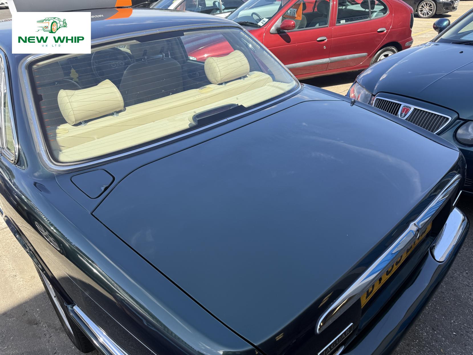 Jaguar XJ 3.2 XJ8 Executive Saloon 4dr Petrol Automatic (290 g/km, 240 bhp)