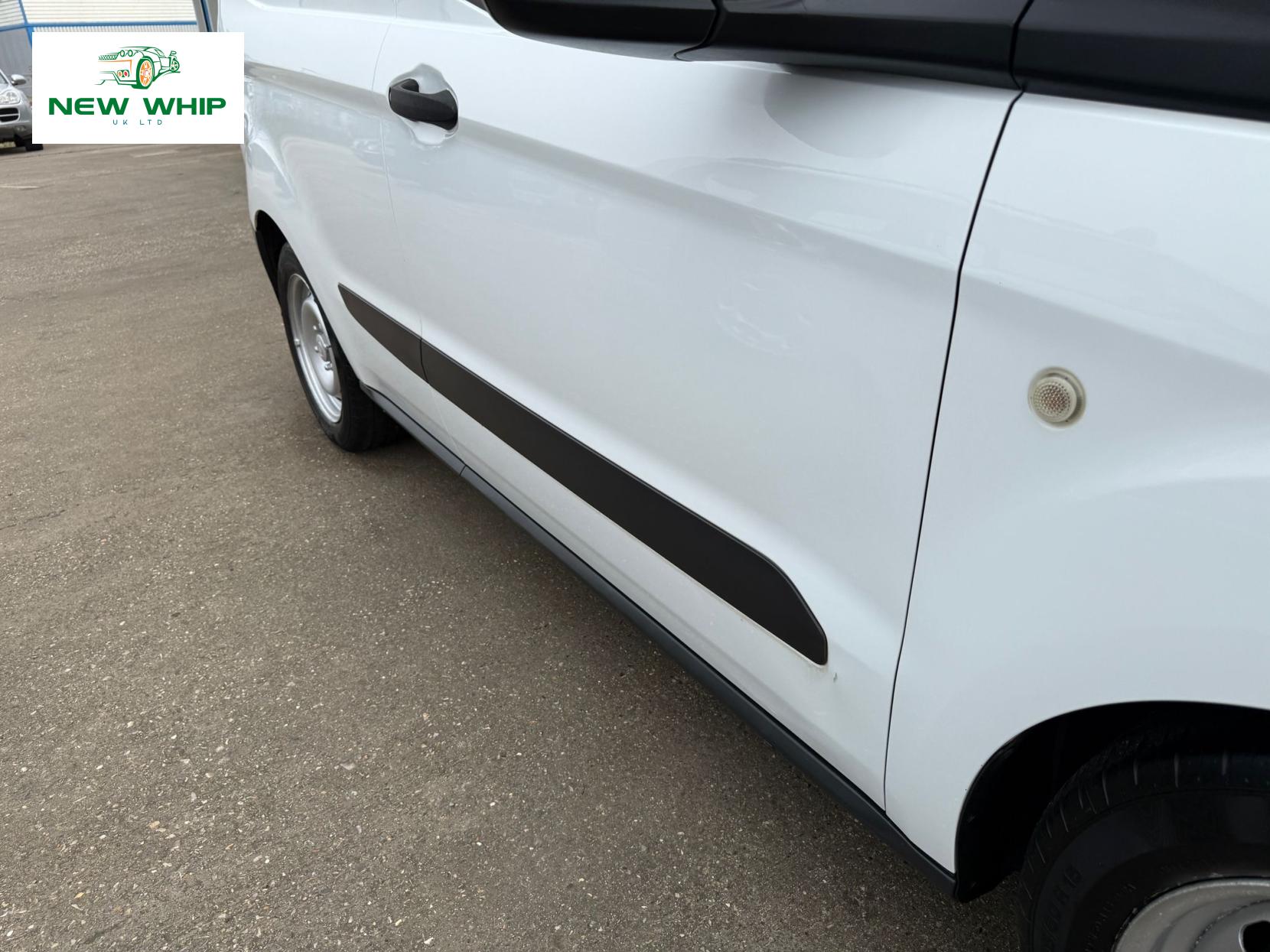 Ford Transit Courier 1.5 TDCi Panel Van 4dr Diesel Manual L1 Euro 5 (75 ps)