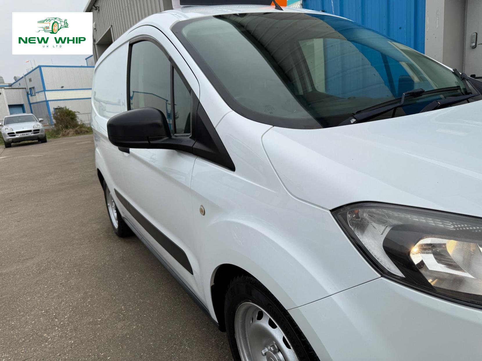 Ford Transit Courier 1.5 TDCi Panel Van 4dr Diesel Manual L1 Euro 5 (75 ps)