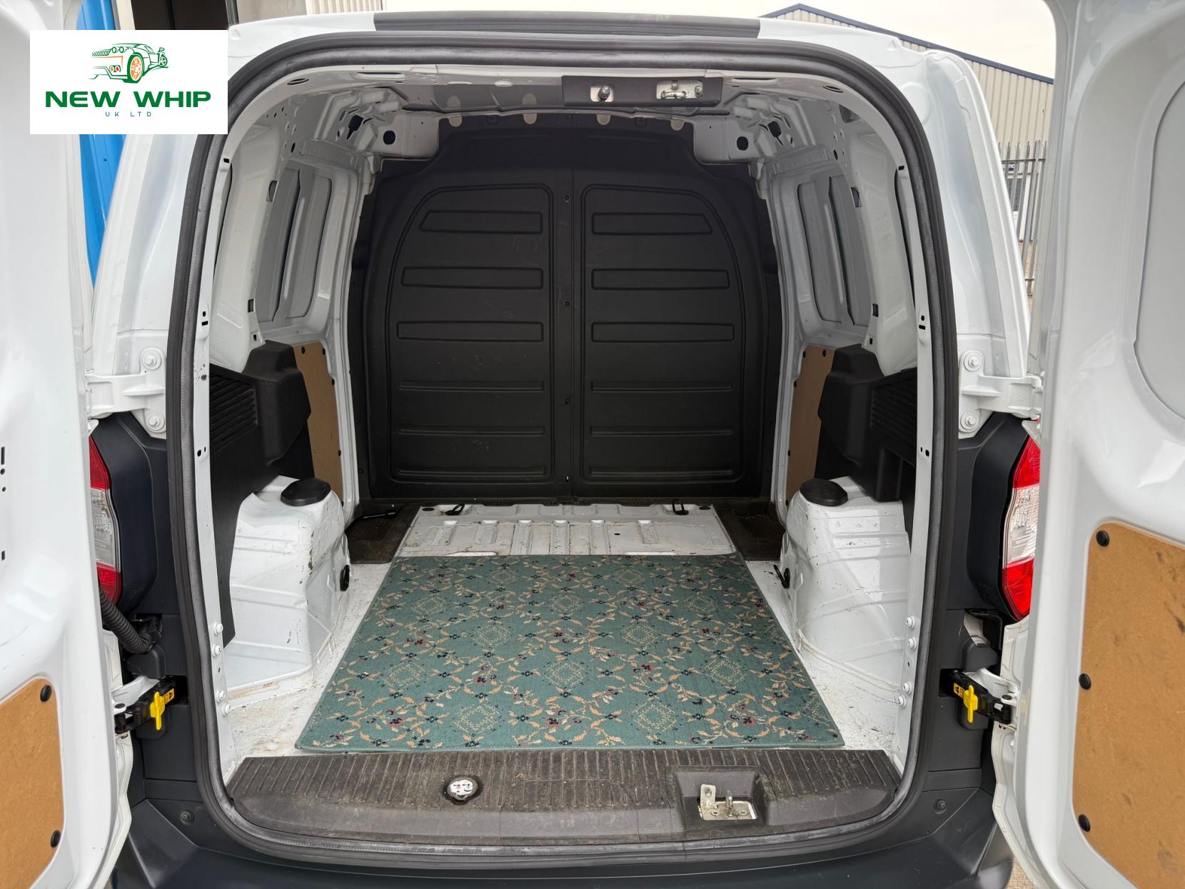 Ford Transit Courier 1.5 TDCi Panel Van 4dr Diesel Manual L1 Euro 5 (75 ps)
