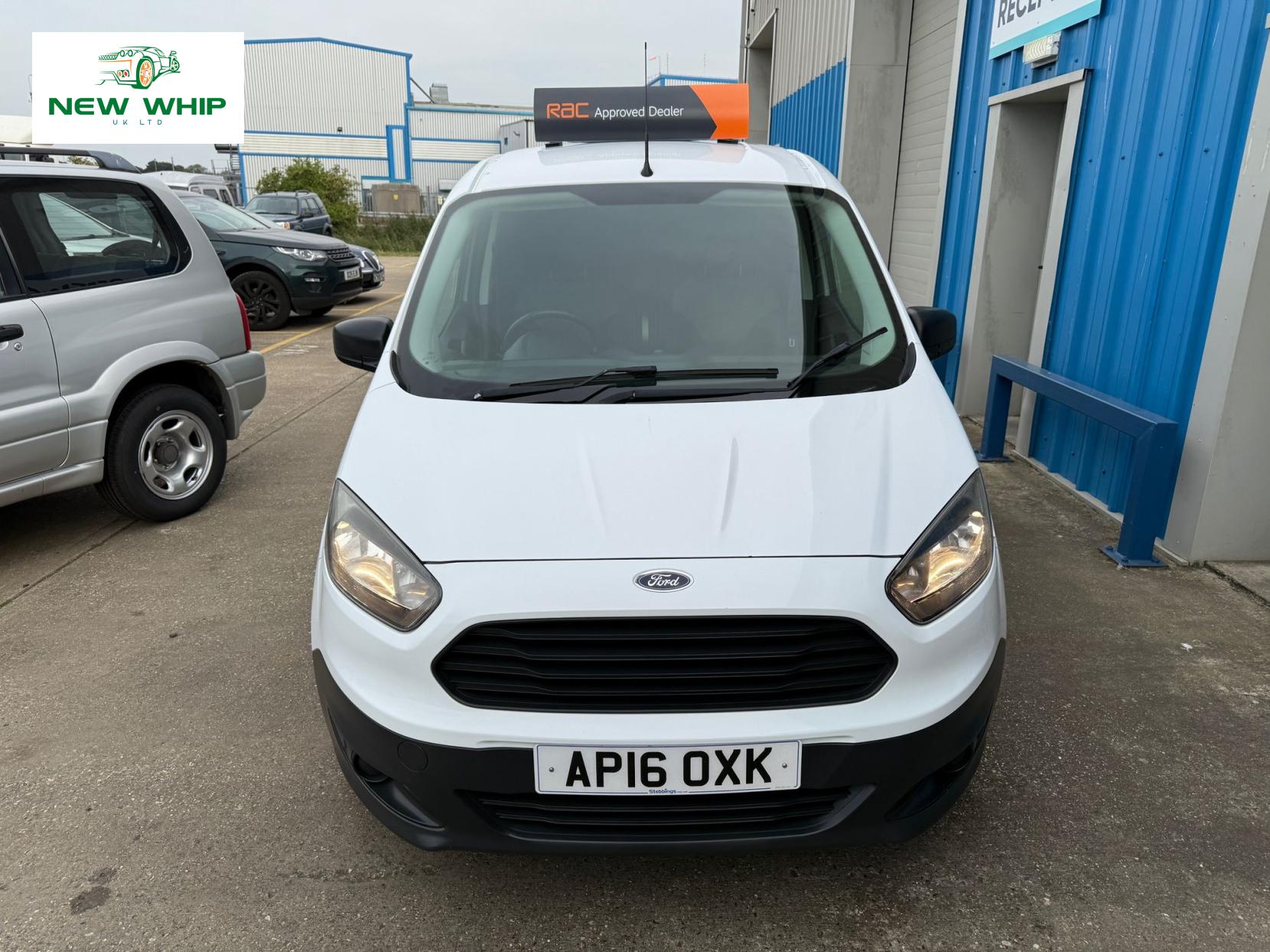 Ford Transit Courier 1.5 TDCi Panel Van 4dr Diesel Manual L1 Euro 5 (75 ps)