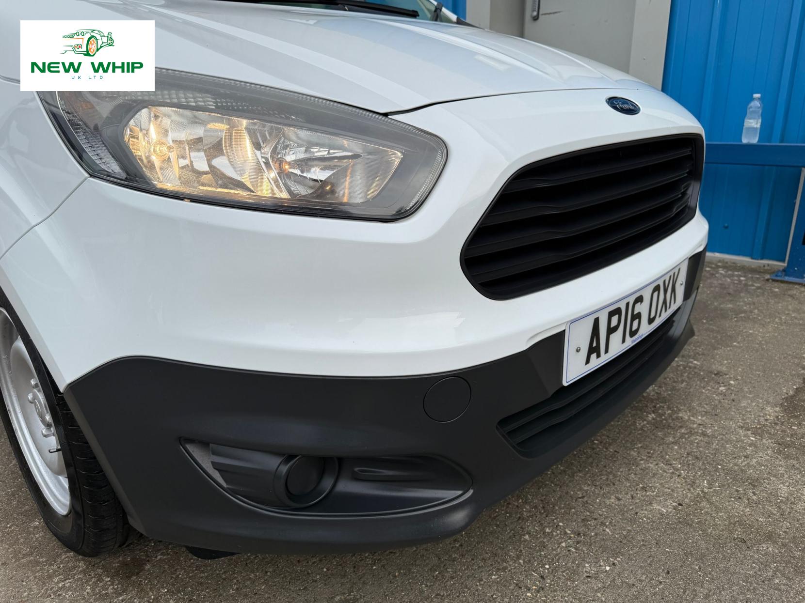 Ford Transit Courier 1.5 TDCi Panel Van 4dr Diesel Manual L1 Euro 5 (75 ps)