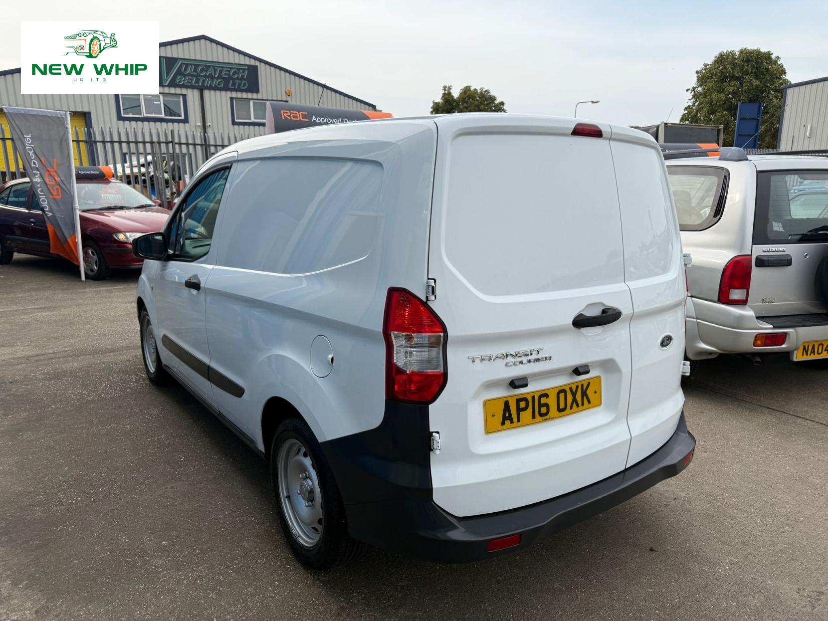 Ford Transit Courier 1.5 TDCi Panel Van 4dr Diesel Manual L1 Euro 5 (75 ps)