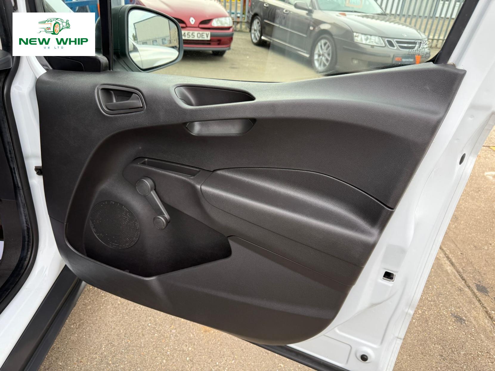 Ford Transit Courier 1.5 TDCi Panel Van 4dr Diesel Manual L1 Euro 5 (75 ps)