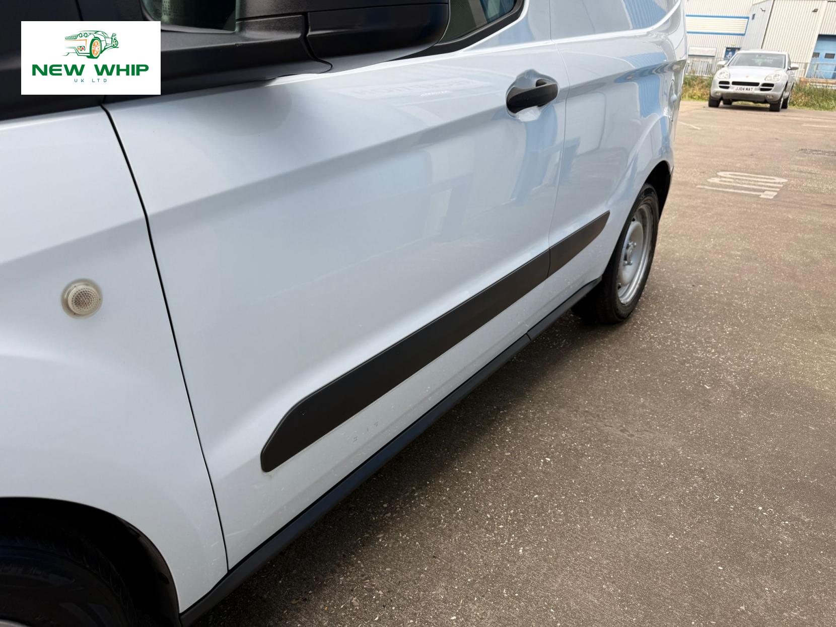 Ford Transit Courier 1.5 TDCi Panel Van 4dr Diesel Manual L1 Euro 5 (75 ps)