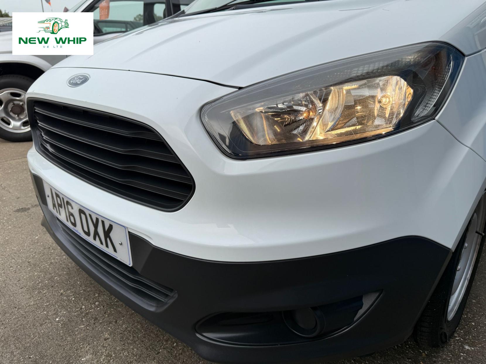 Ford Transit Courier 1.5 TDCi Panel Van 4dr Diesel Manual L1 Euro 5 (75 ps)