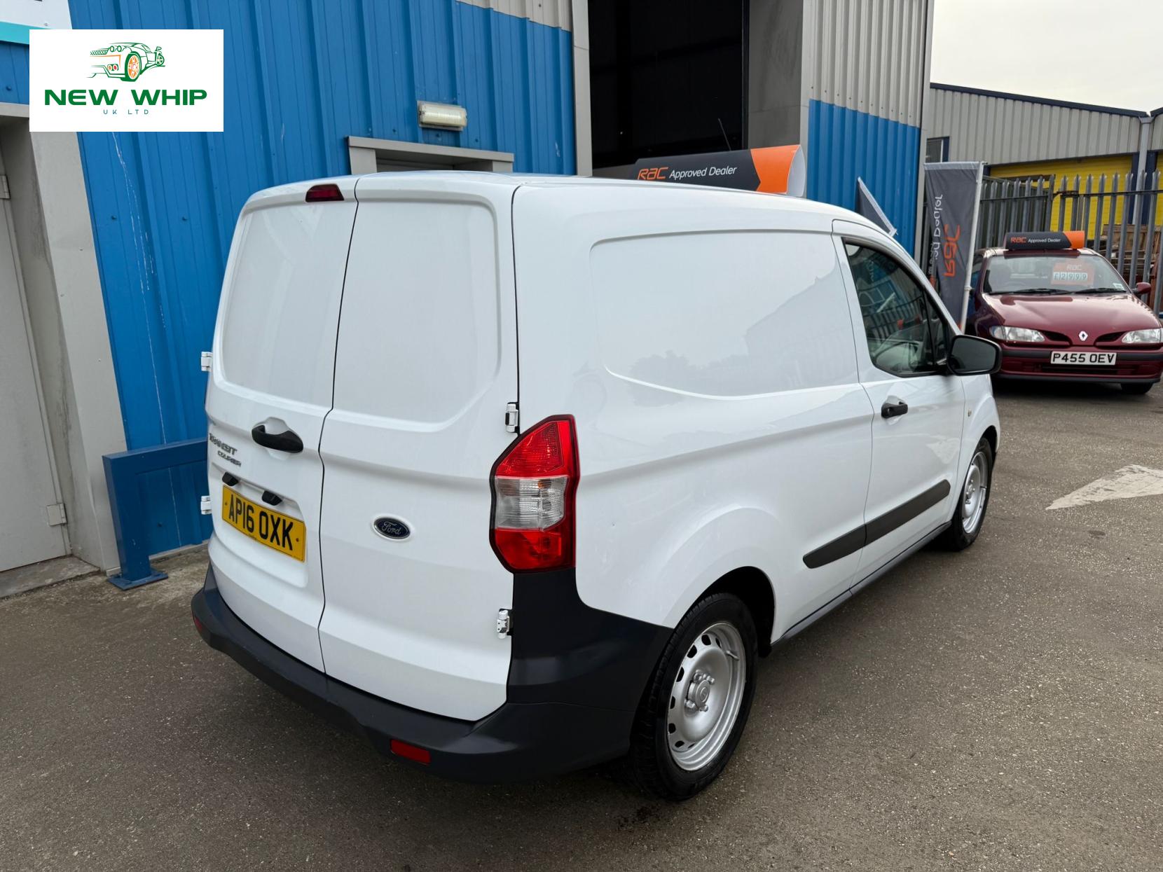 Ford Transit Courier 1.5 TDCi Panel Van 4dr Diesel Manual L1 Euro 5 (75 ps)