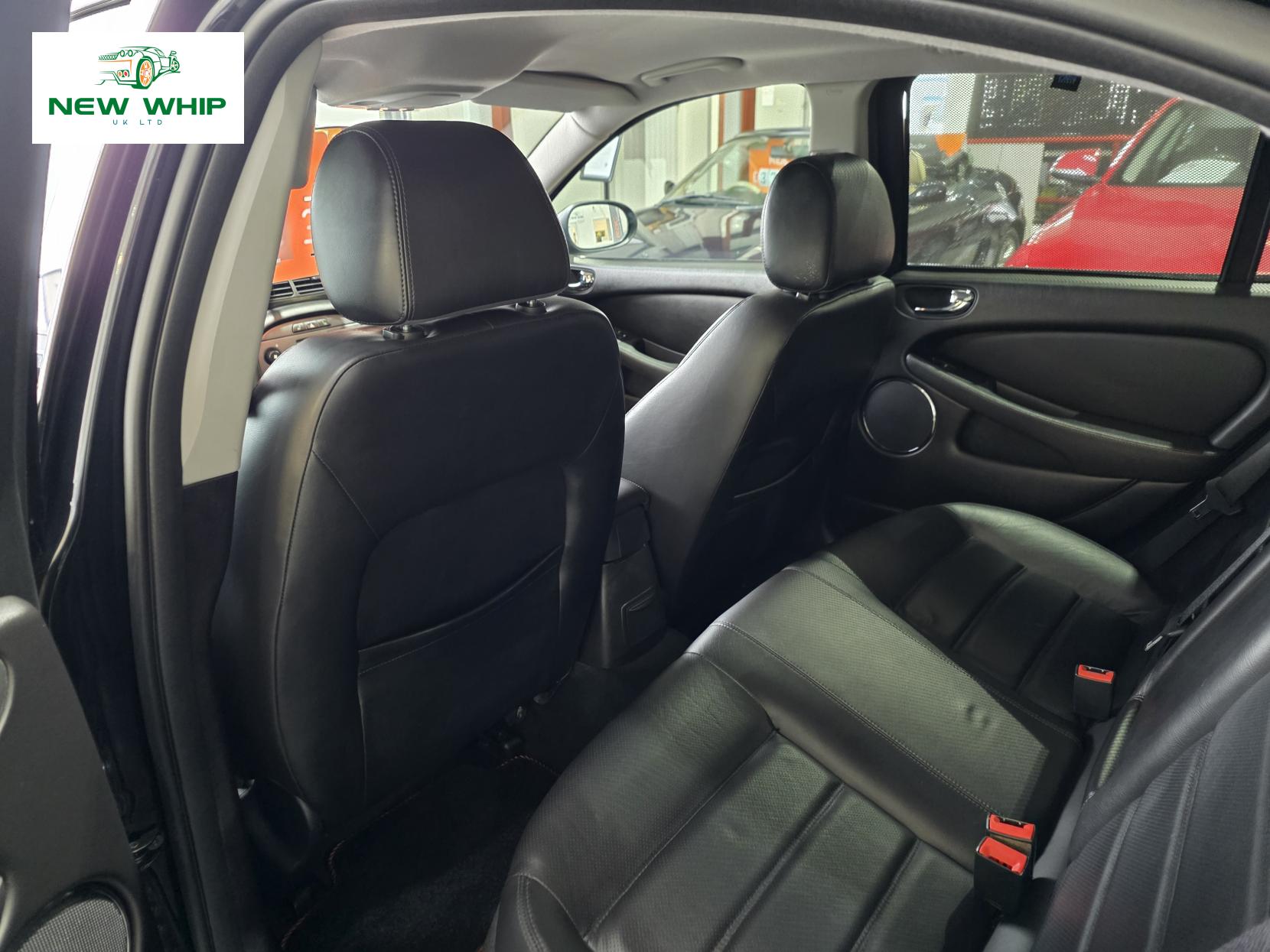 Jaguar X-Type 2.5 V6 Sport Premium Saloon 4dr Petrol Manual (AWD) (234 g/km, 194 bhp)