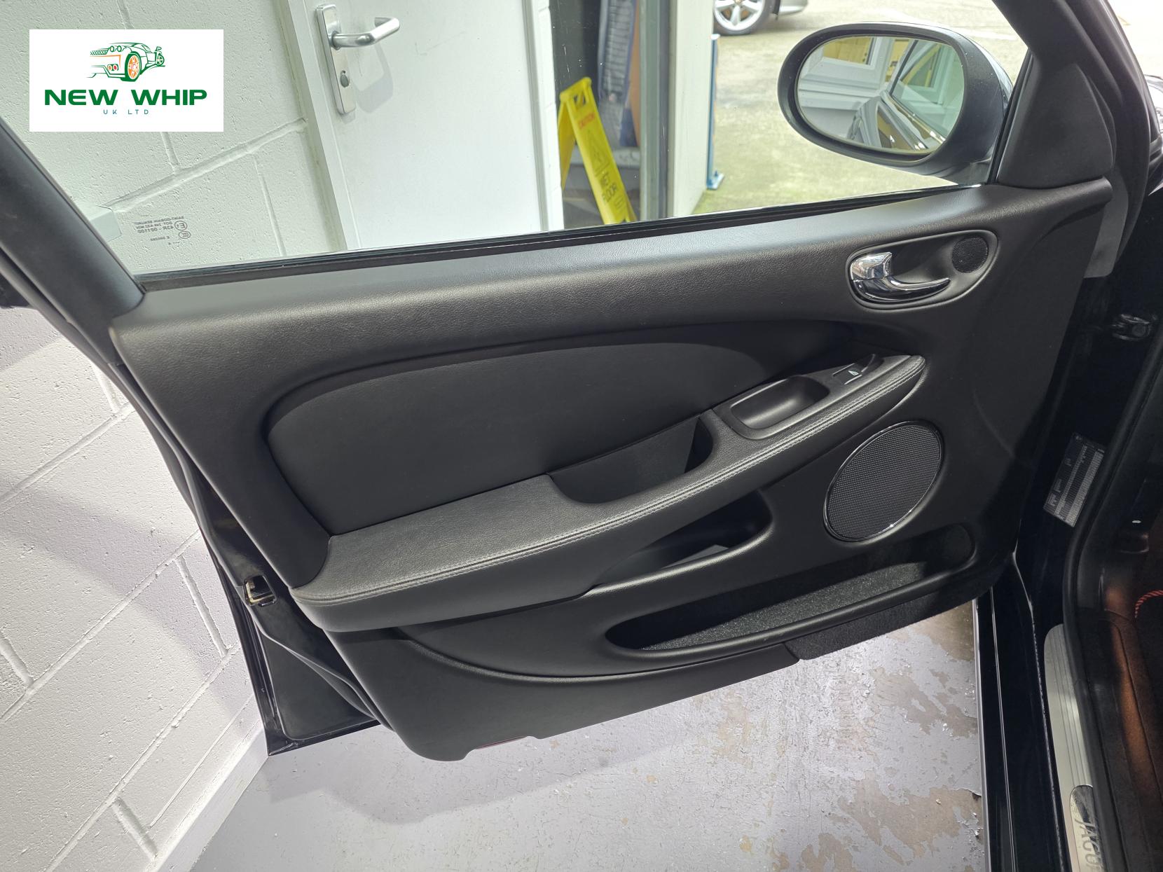 Jaguar X-Type 2.5 V6 Sport Premium Saloon 4dr Petrol Manual (AWD) (234 g/km, 194 bhp)