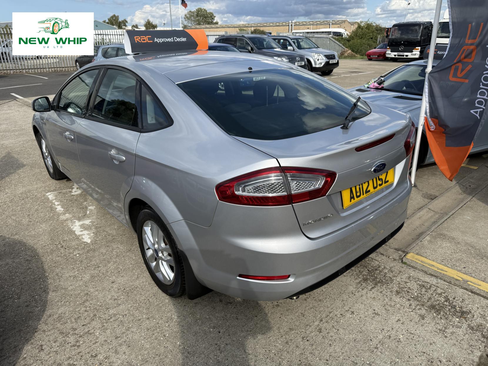 Ford Mondeo 2.0 TDCi Zetec Hatchback 5dr Diesel Manual Euro 5 (163 ps)