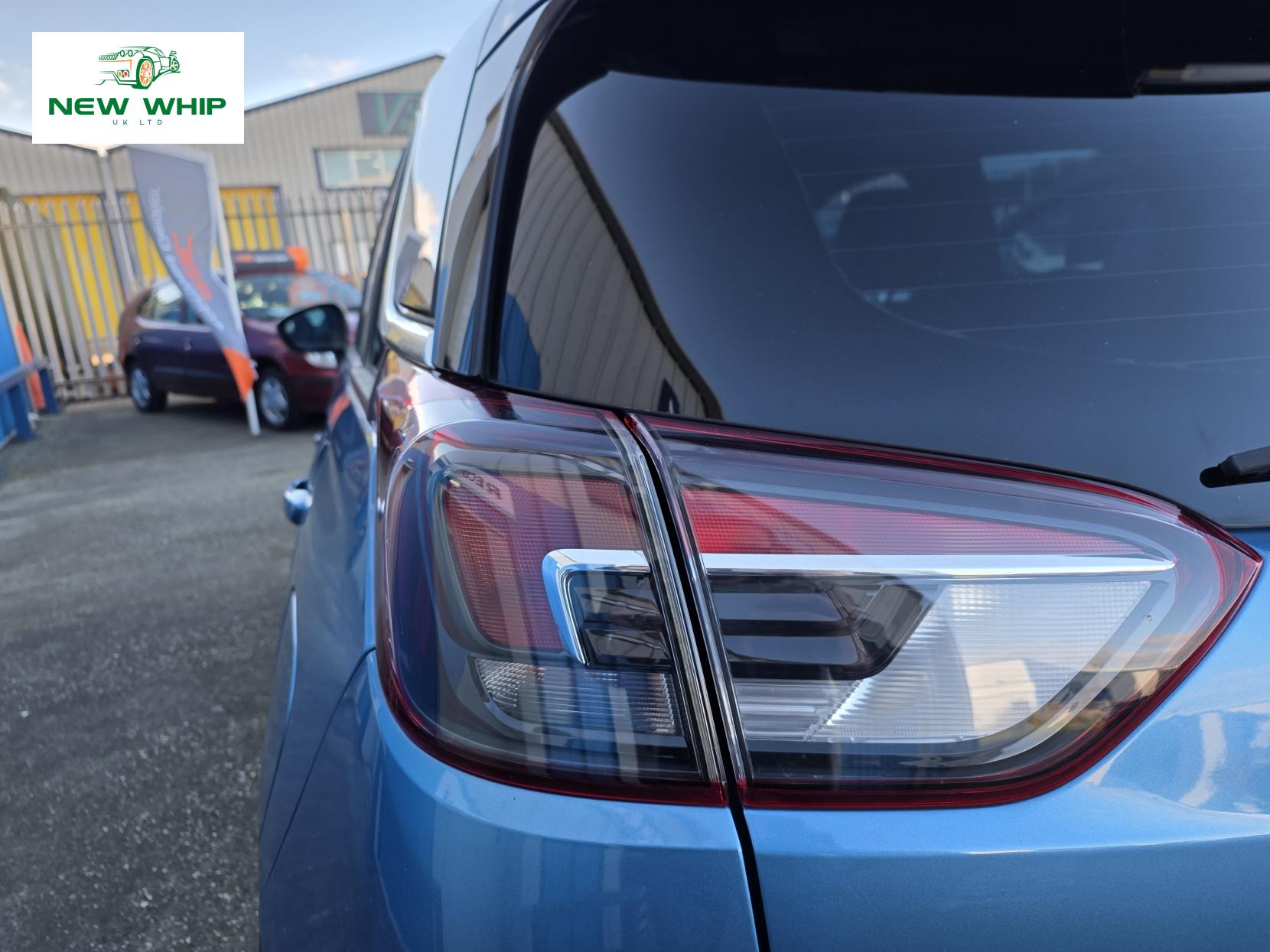 Vauxhall Crossland X 1.2 Turbo SRi Nav SUV 5dr Petrol Auto Euro 6 (s/s) (130 ps)