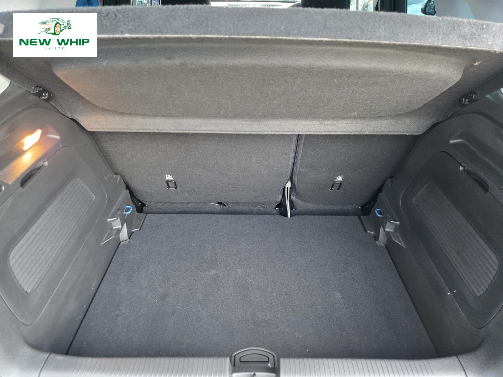 Vauxhall Crossland X 1.2 Turbo SRi Nav SUV 5dr Petrol Auto Euro 6 (s/s) (130 ps)