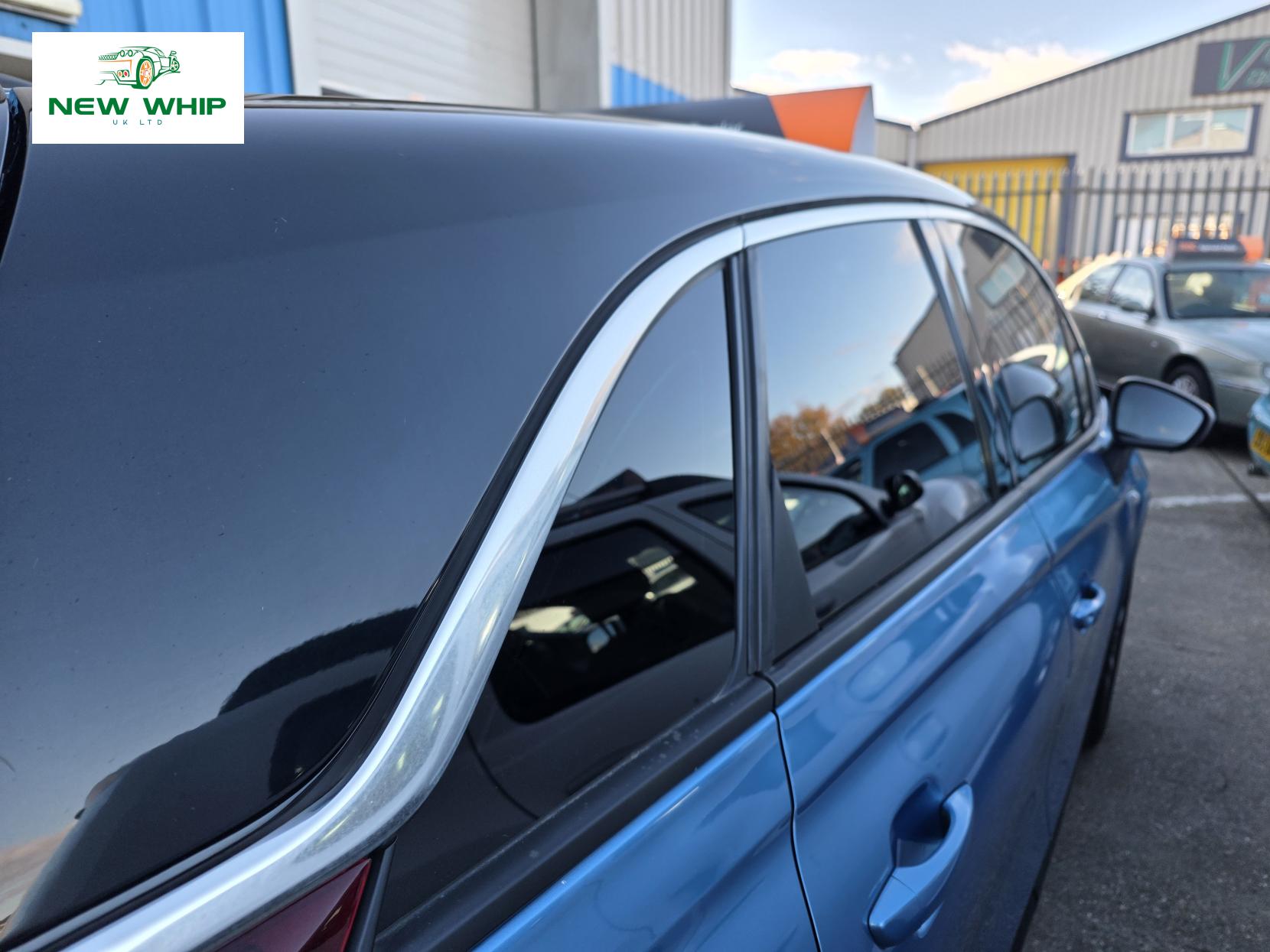 Vauxhall Crossland X 1.2 Turbo SRi Nav SUV 5dr Petrol Auto Euro 6 (s/s) (130 ps)