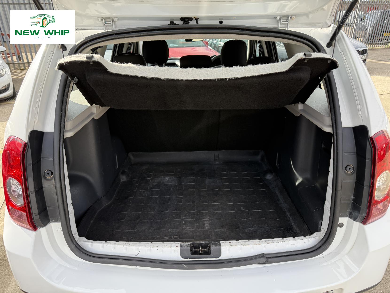 Dacia Duster 1.5 dCi Laureate SUV 5dr Diesel Manual Euro 5 (110 ps)