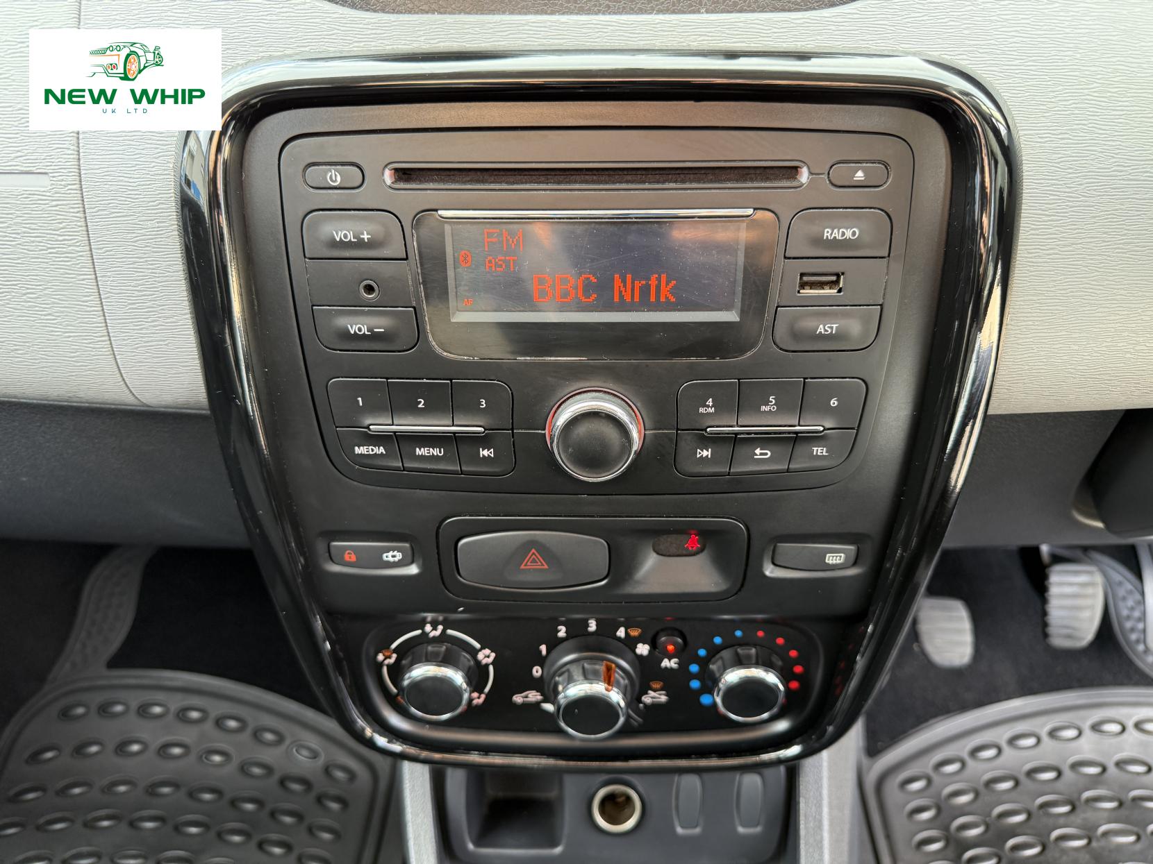 Dacia Duster 1.5 dCi Laureate SUV 5dr Diesel Manual Euro 5 (110 ps)