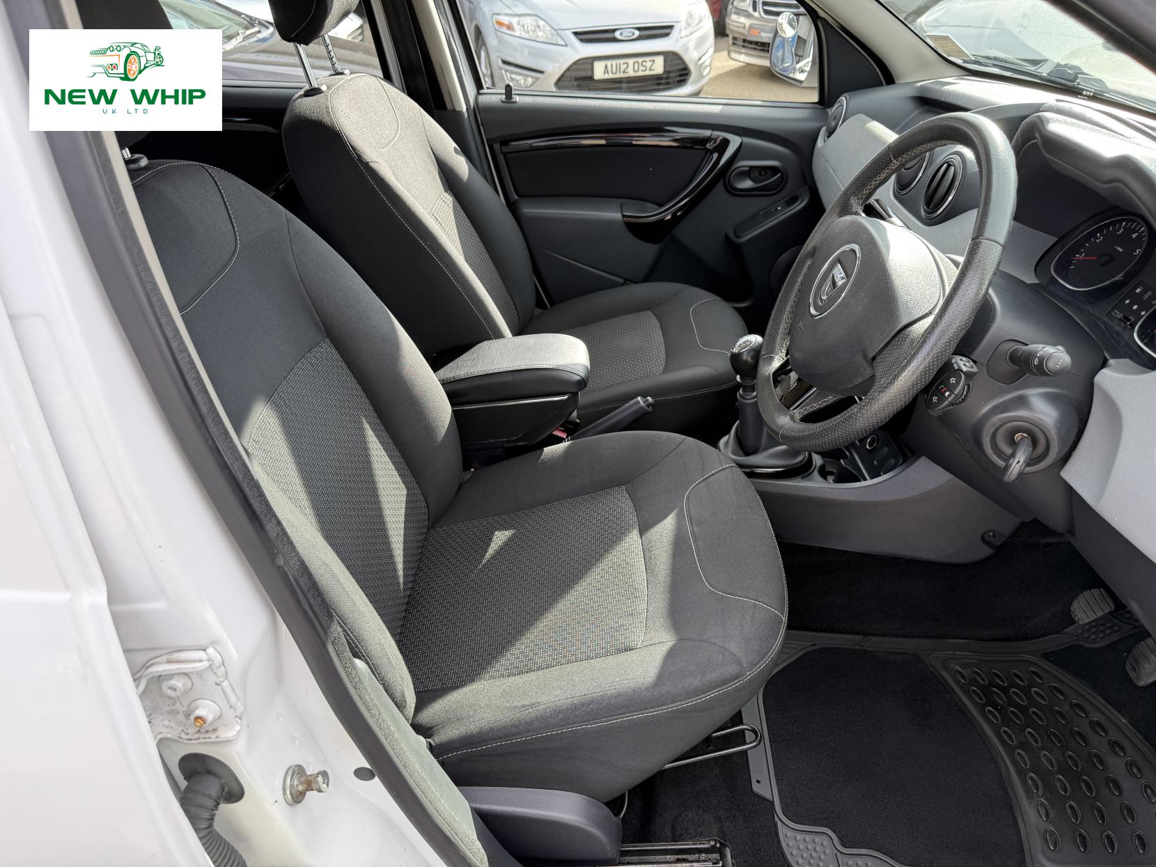 Dacia Duster 1.5 dCi Laureate SUV 5dr Diesel Manual Euro 5 (110 ps)