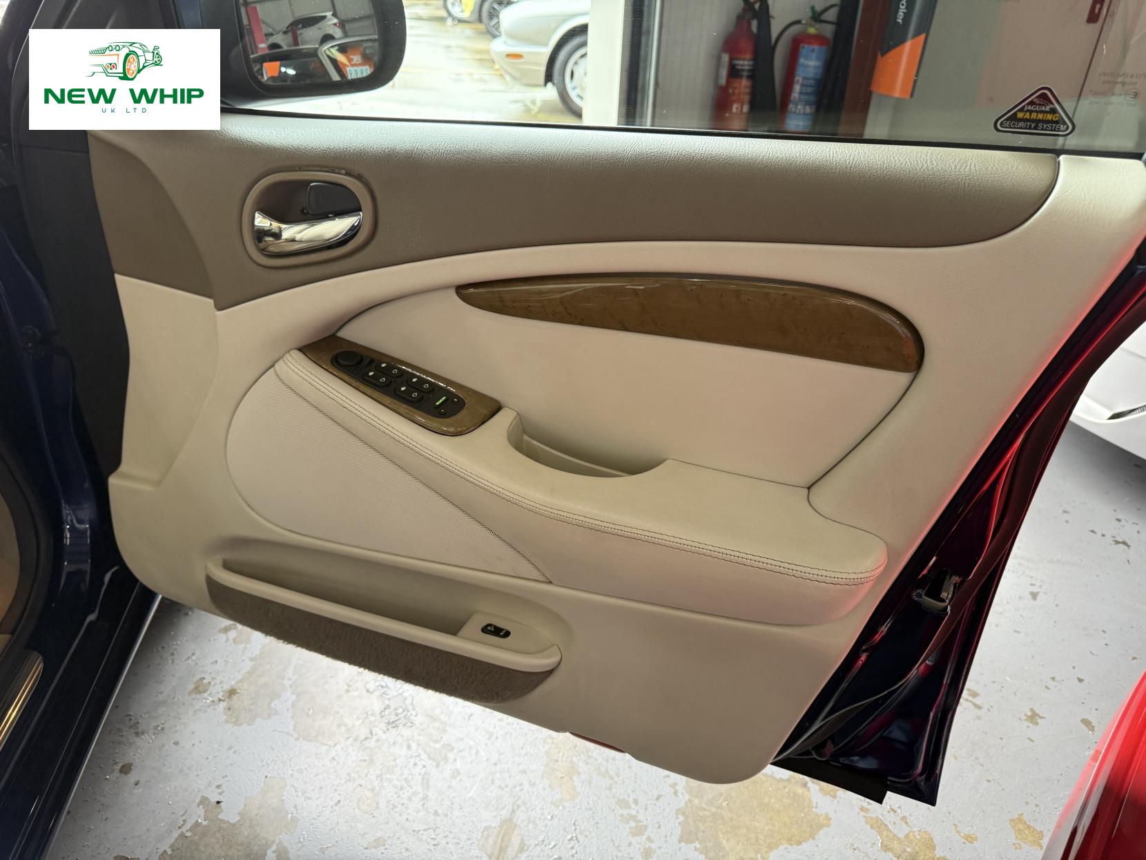 Jaguar S-Type 3.0 V6 SE Saloon 4dr Petrol Automatic (285 g/km, 240 bhp)