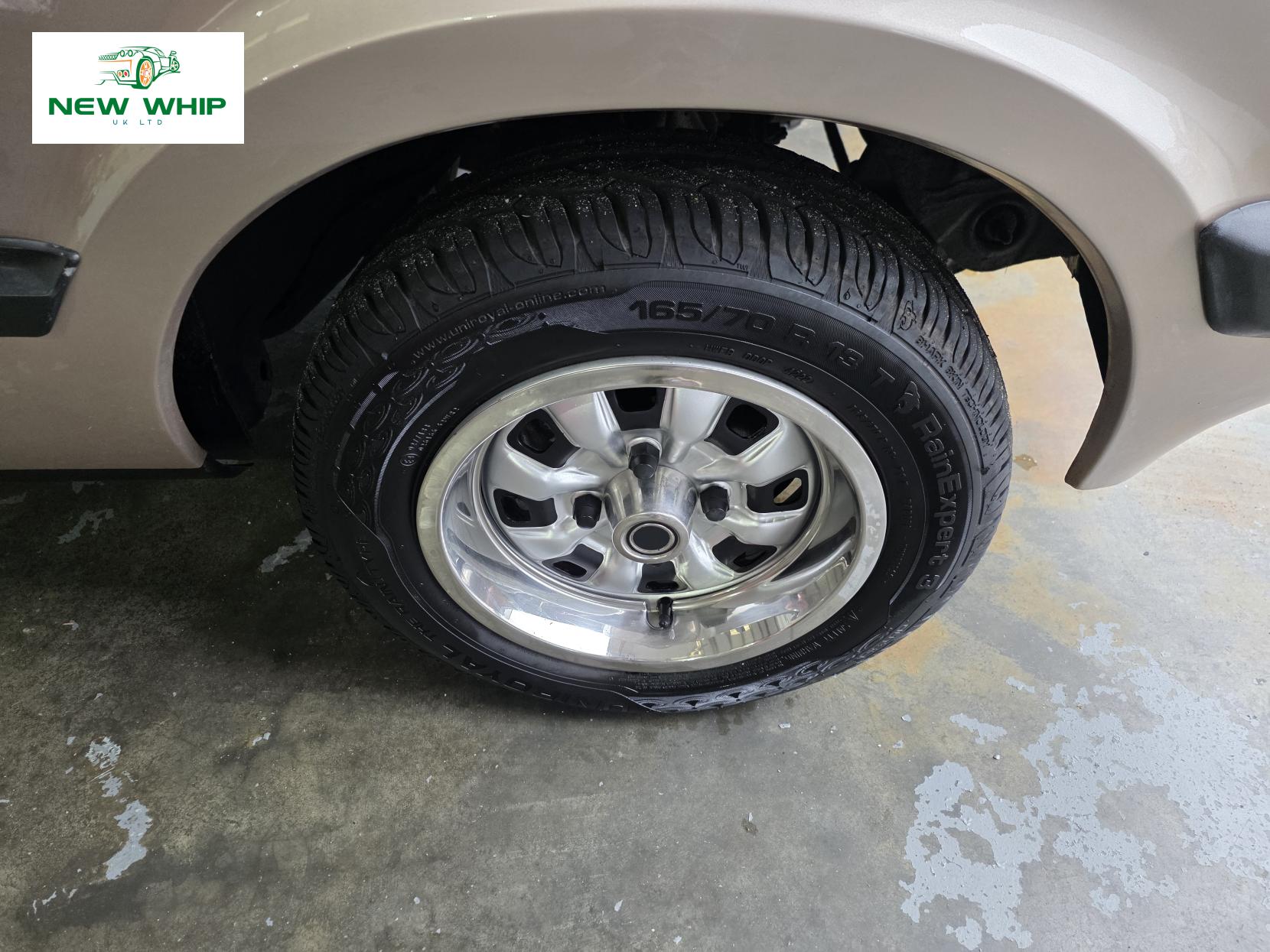 Ford Cortina 1.6 Crusader Saloon 4dr Petrol Manual (72 bhp)