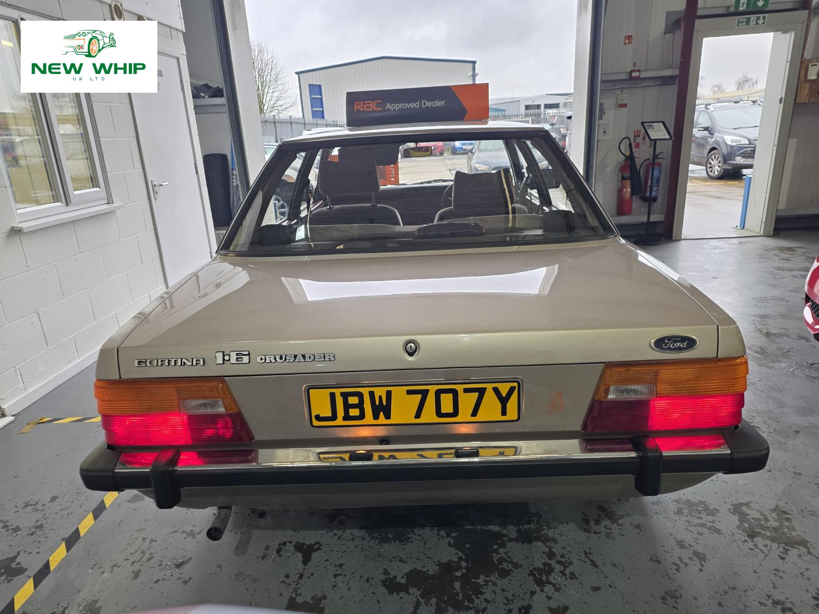 Ford Cortina 1.6 Crusader Saloon 4dr Petrol Manual (72 bhp)