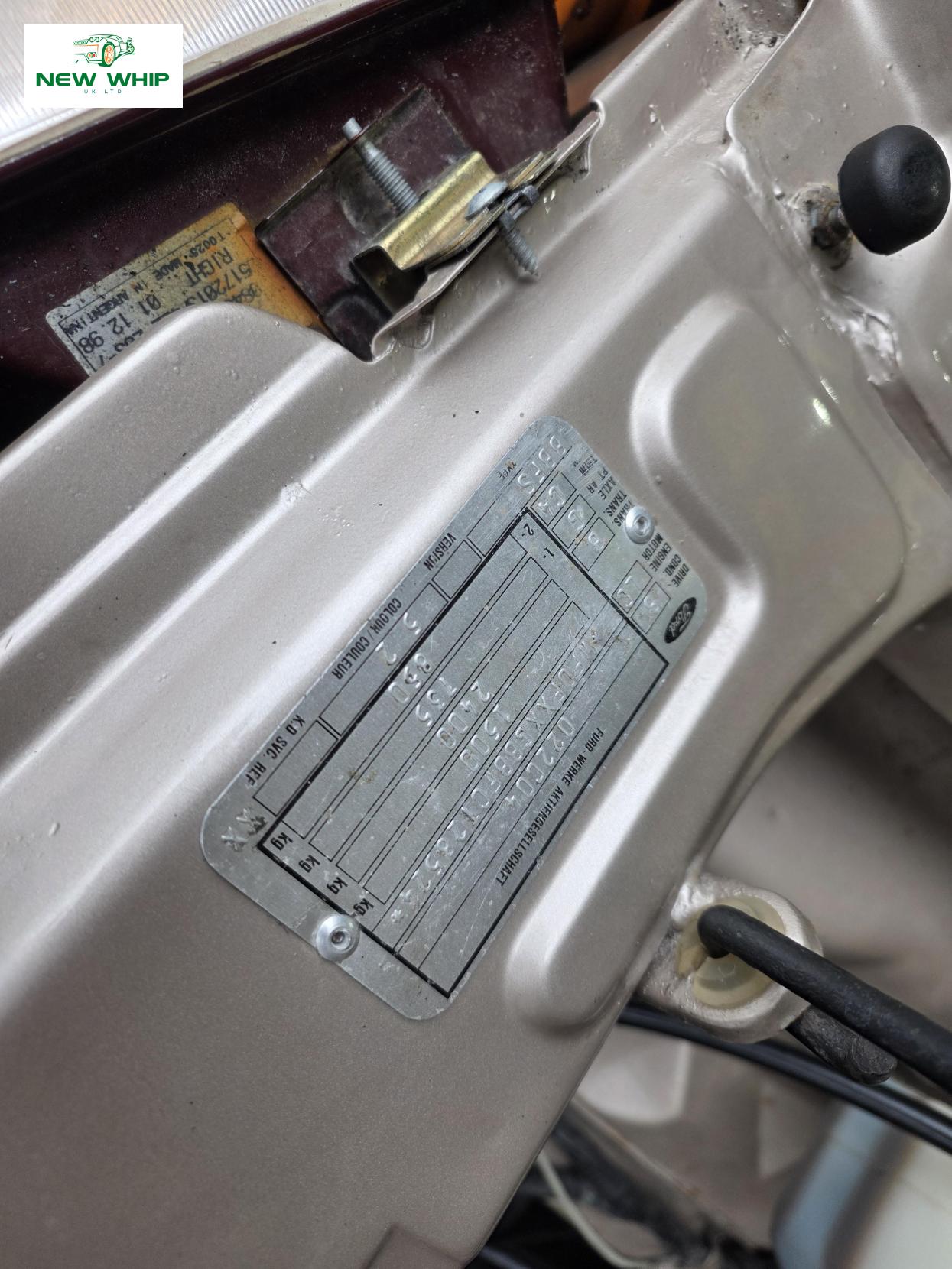 Ford Cortina 1.6 Crusader Saloon 4dr Petrol Manual (72 bhp)