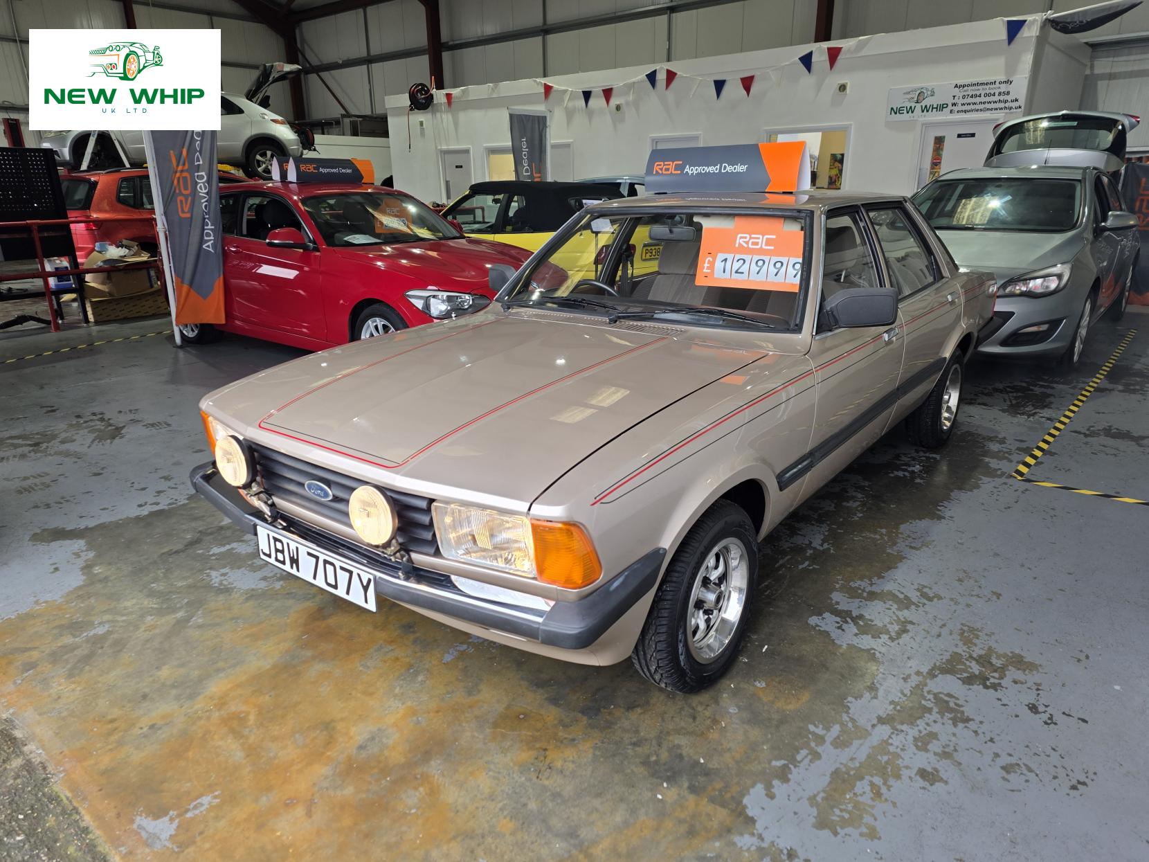 Ford Cortina 1.6 Crusader Saloon 4dr Petrol Manual (72 bhp)