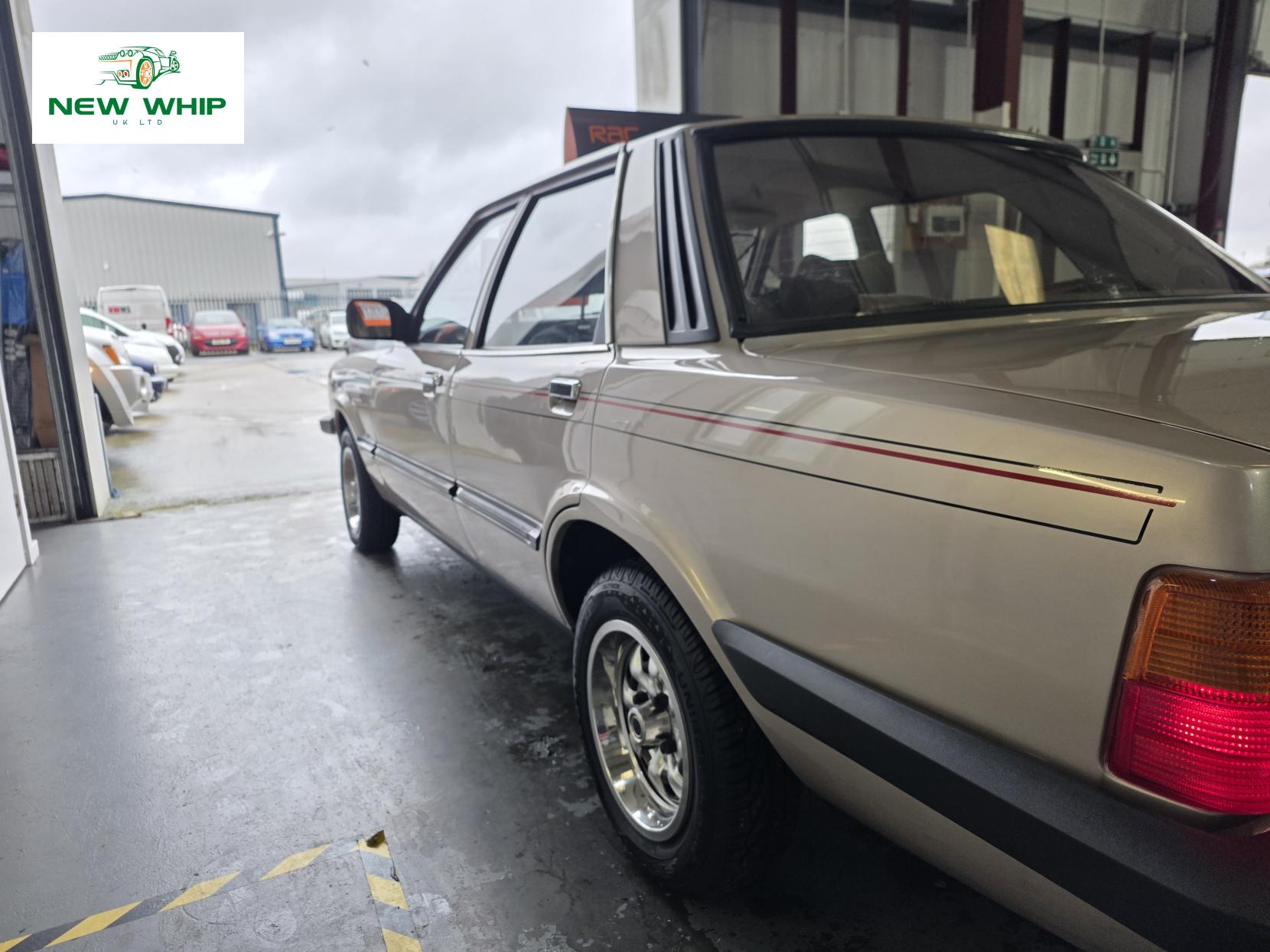 Ford Cortina 1.6 Crusader Saloon 4dr Petrol Manual (72 bhp)