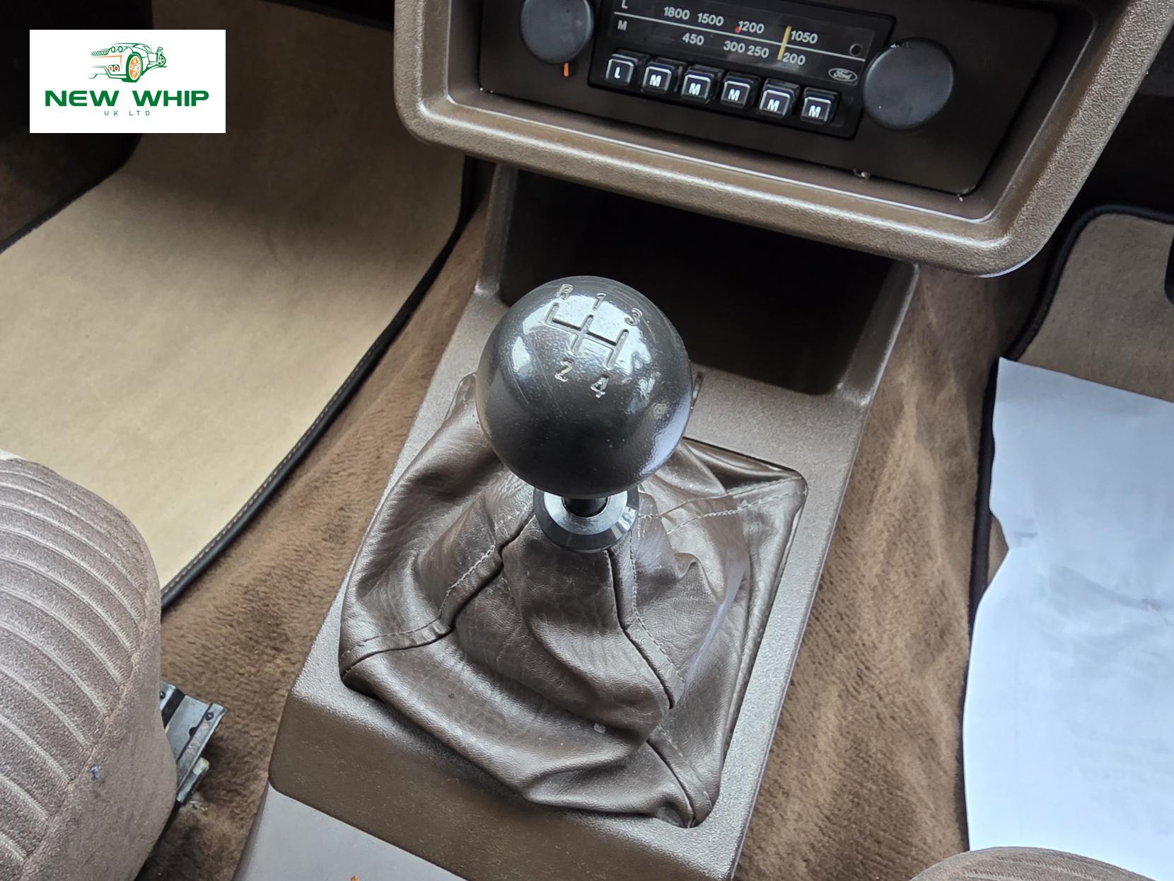 Ford Cortina 1.6 Crusader Saloon 4dr Petrol Manual (72 bhp)