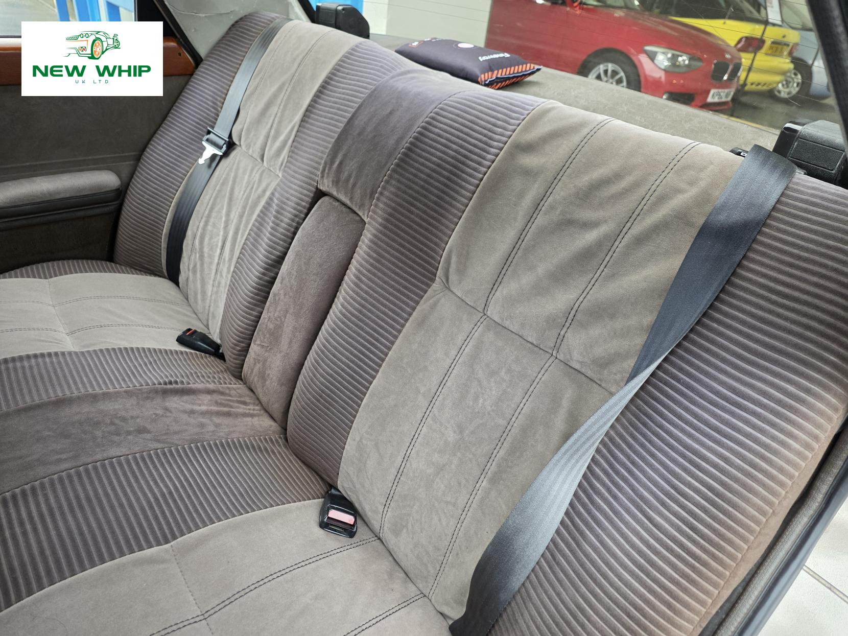 Ford Cortina 1.6 Crusader Saloon 4dr Petrol Manual (72 bhp)