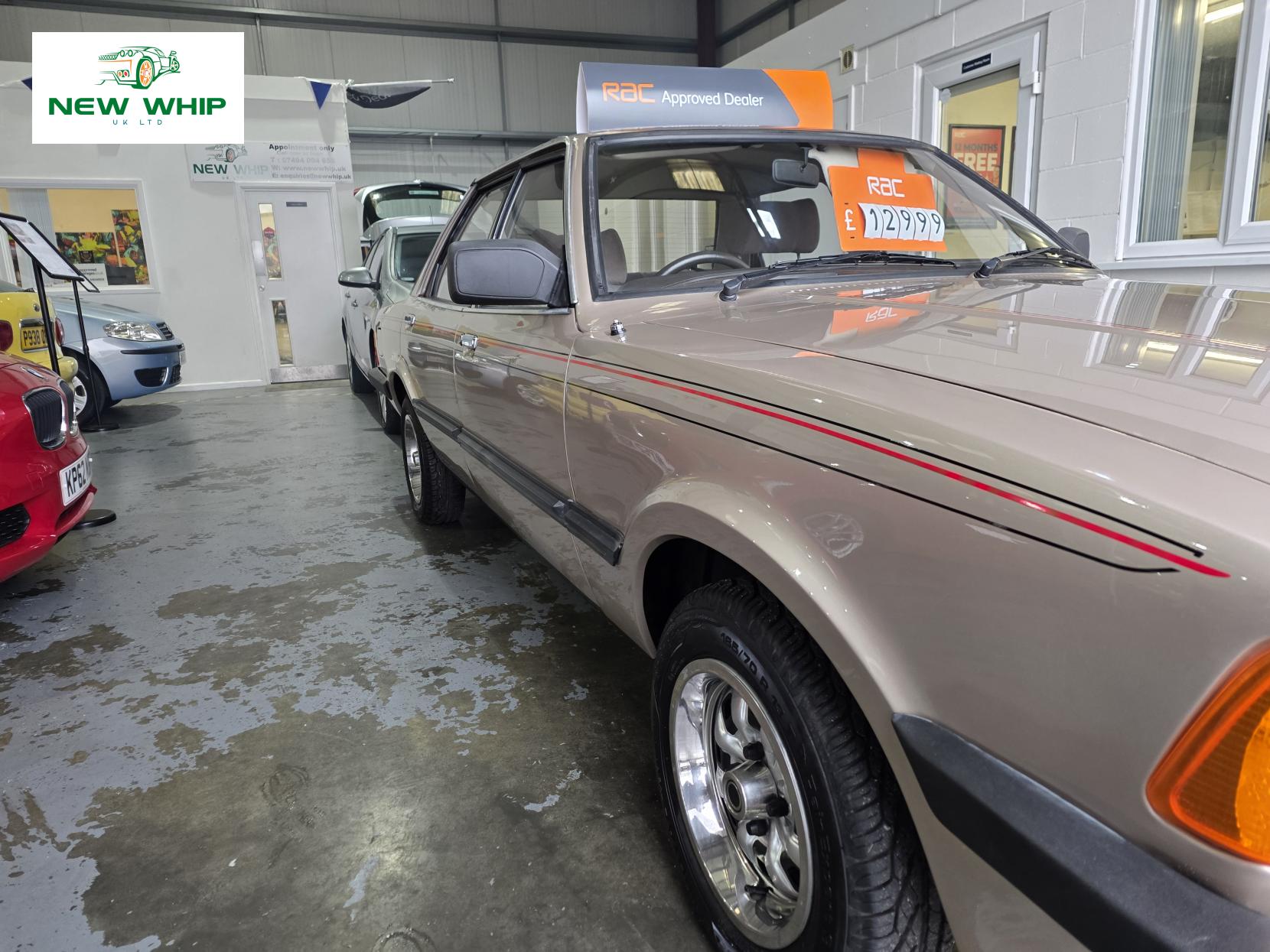 Ford Cortina 1.6 Crusader Saloon 4dr Petrol Manual (72 bhp)