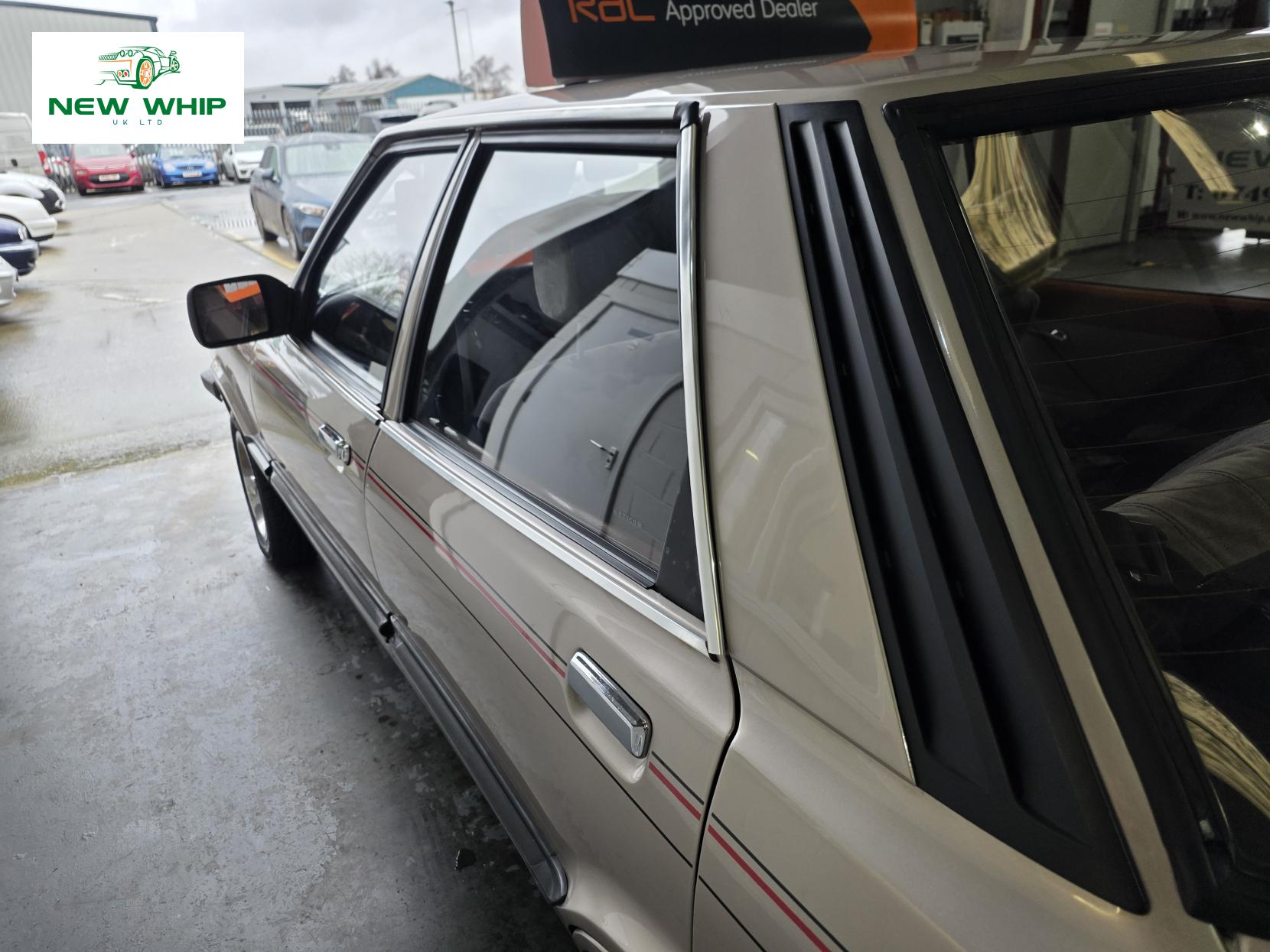 Ford Cortina 1.6 Crusader Saloon 4dr Petrol Manual (72 bhp)