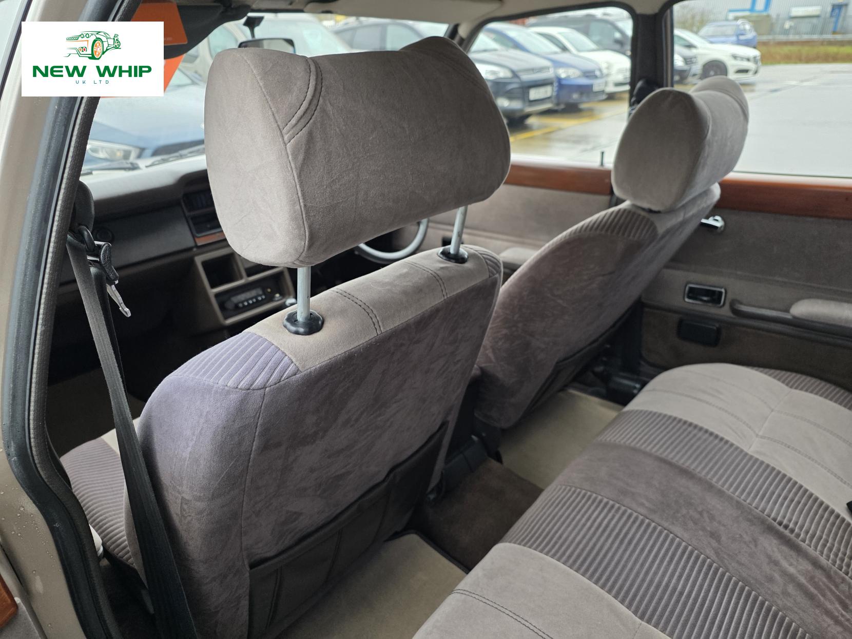 Ford Cortina 1.6 Crusader Saloon 4dr Petrol Manual (72 bhp)