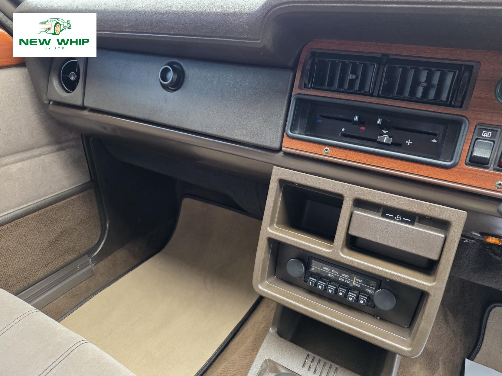 Ford Cortina 1.6 Crusader Saloon 4dr Petrol Manual (72 bhp)