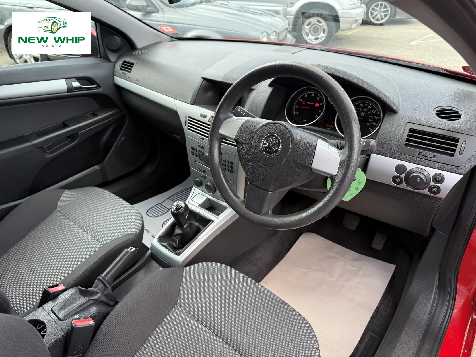 Vauxhall Astra 1.4i 16v Sport Sport Hatch 3dr Petrol Manual (146 g/km, 89 bhp)