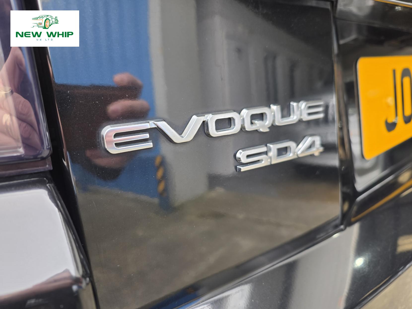 Land Rover Range Rover Evoque 2.2 SD4 Prestige SUV 5dr Diesel Auto 4WD Euro 5 (190 ps)