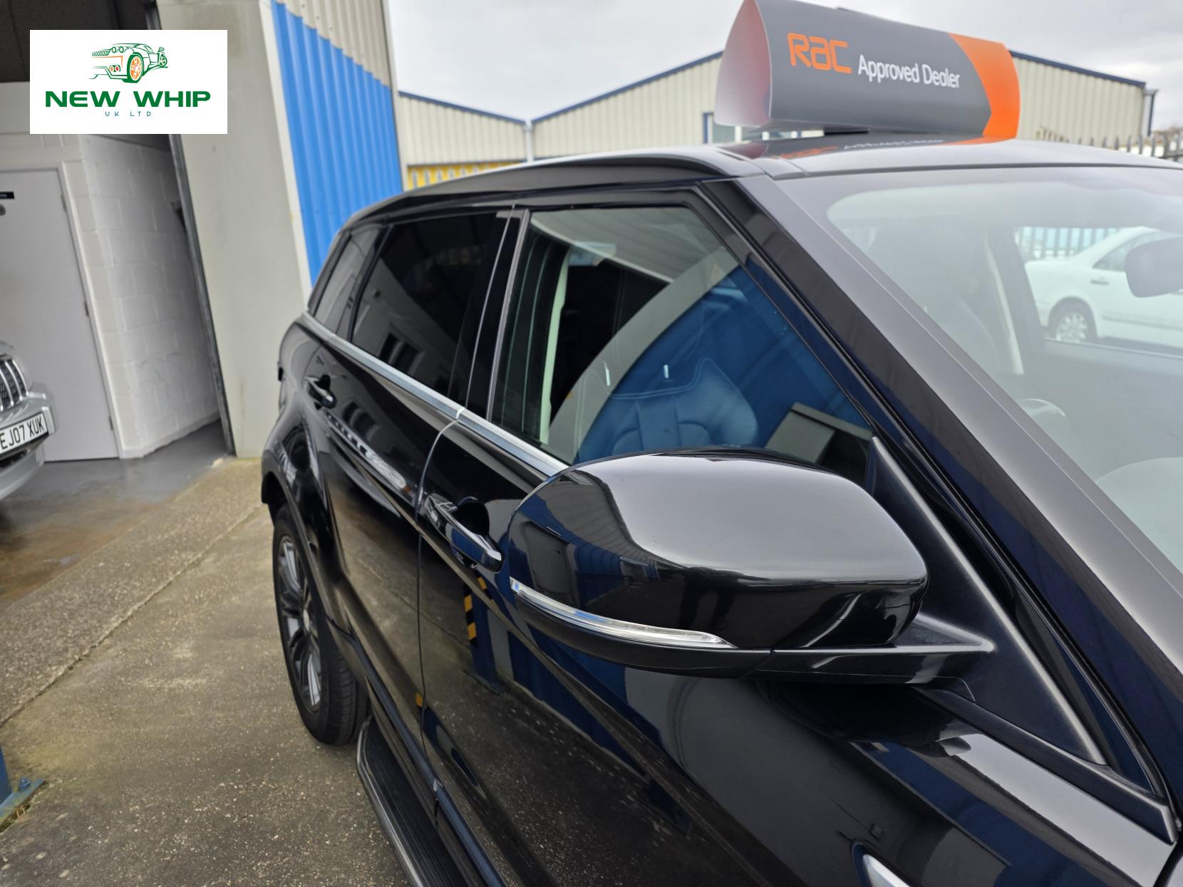 Land Rover Range Rover Evoque 2.2 SD4 Prestige SUV 5dr Diesel Auto 4WD Euro 5 (190 ps)